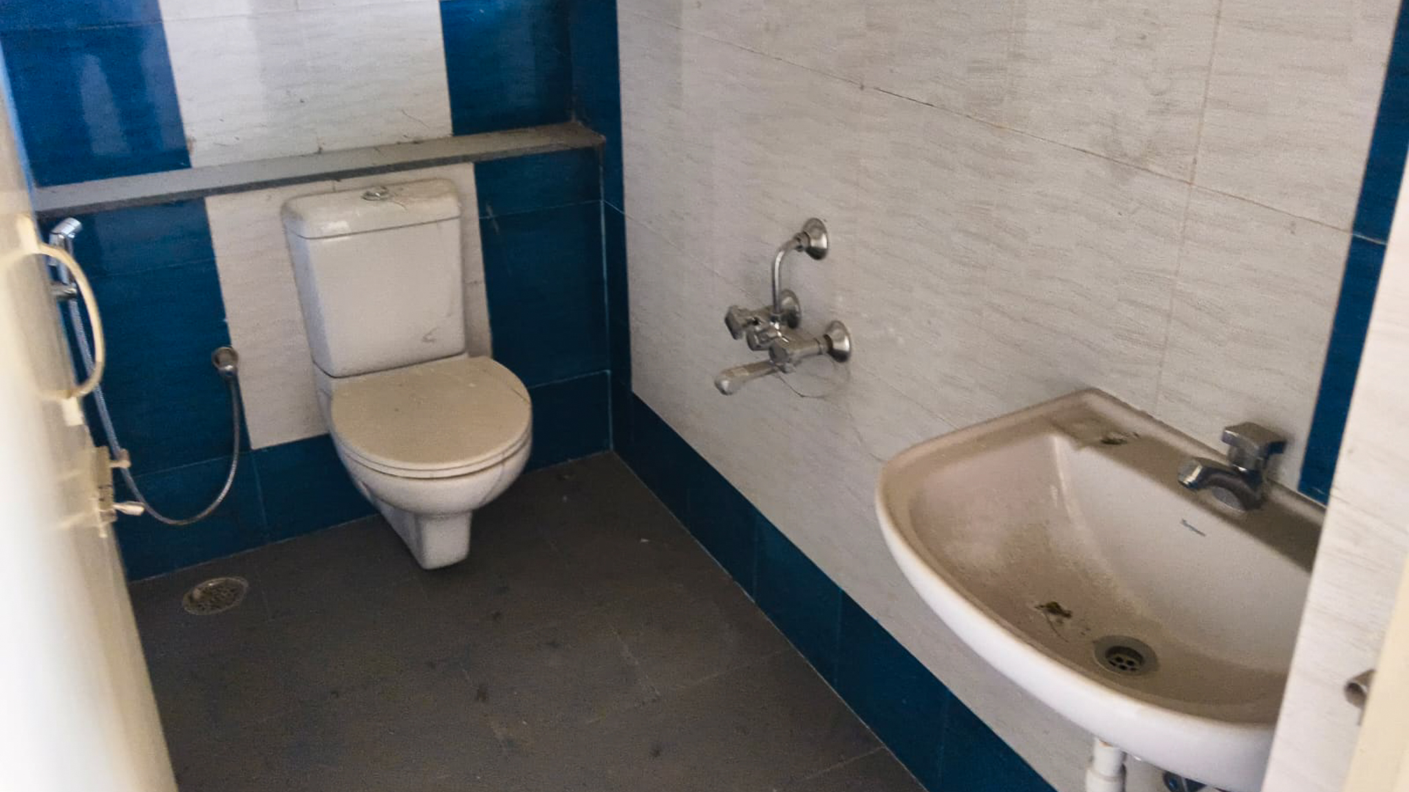 3 BHK Flat for sale in ROYAL TOWN, CHETTIPUNIYAM Mahindra World City — photo 12
