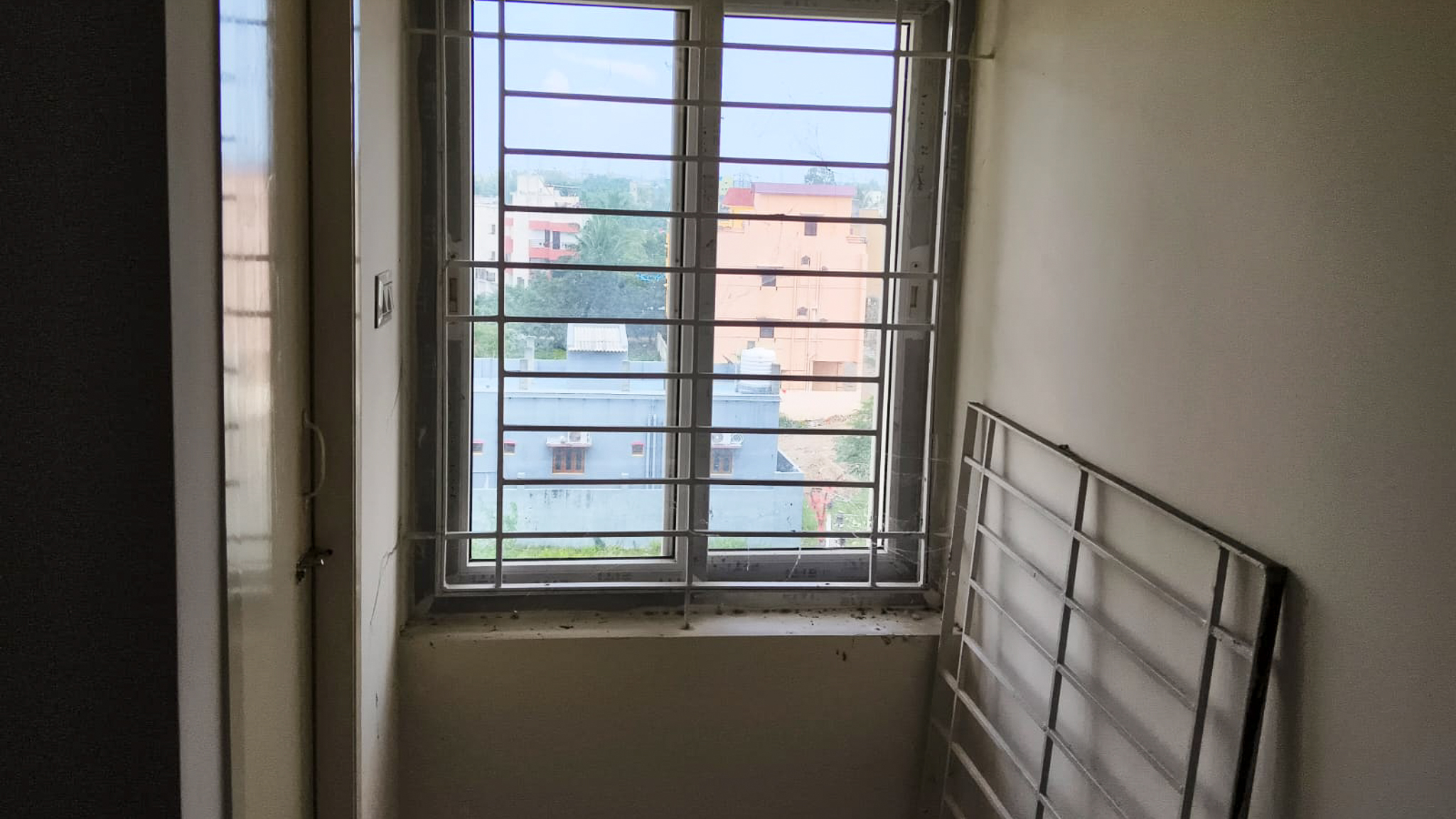 3 BHK Flat for sale in ROYAL TOWN, CHETTIPUNIYAM Mahindra World City — photo 3