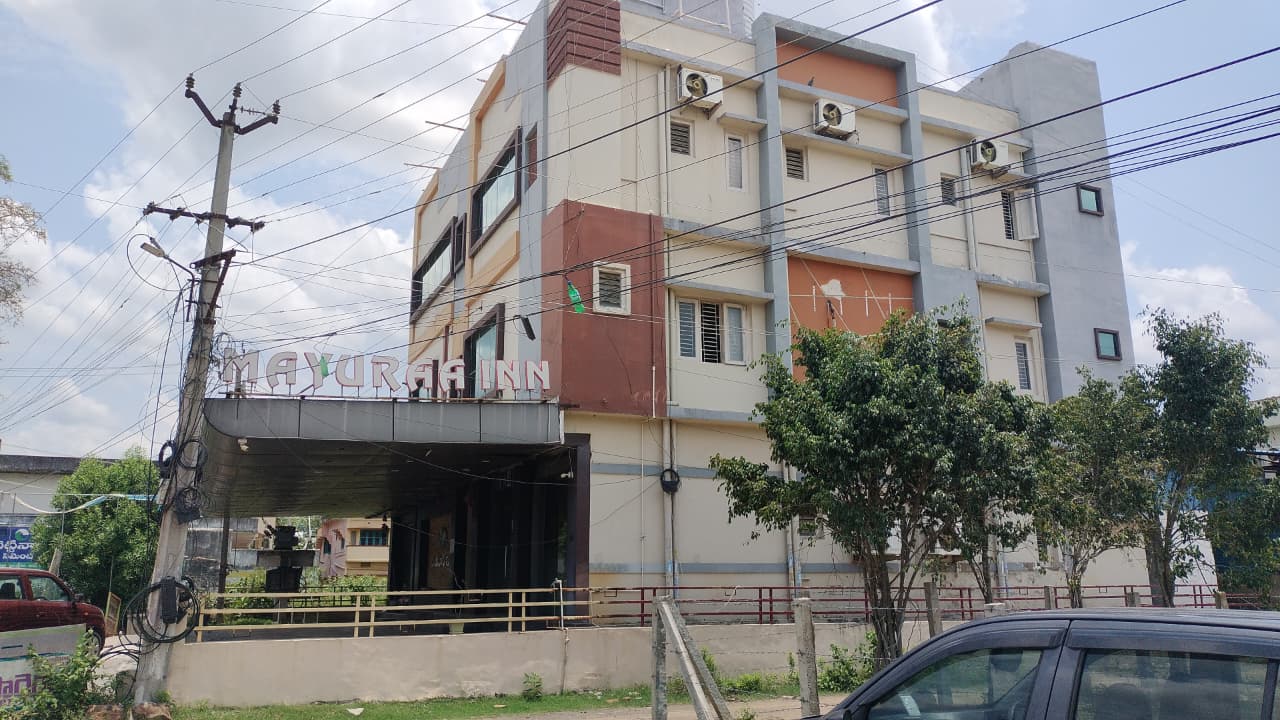 449.61 square yard Restaurant for sale in SRUNGAVARAPUKOTA Srungavarapukota — photo 2