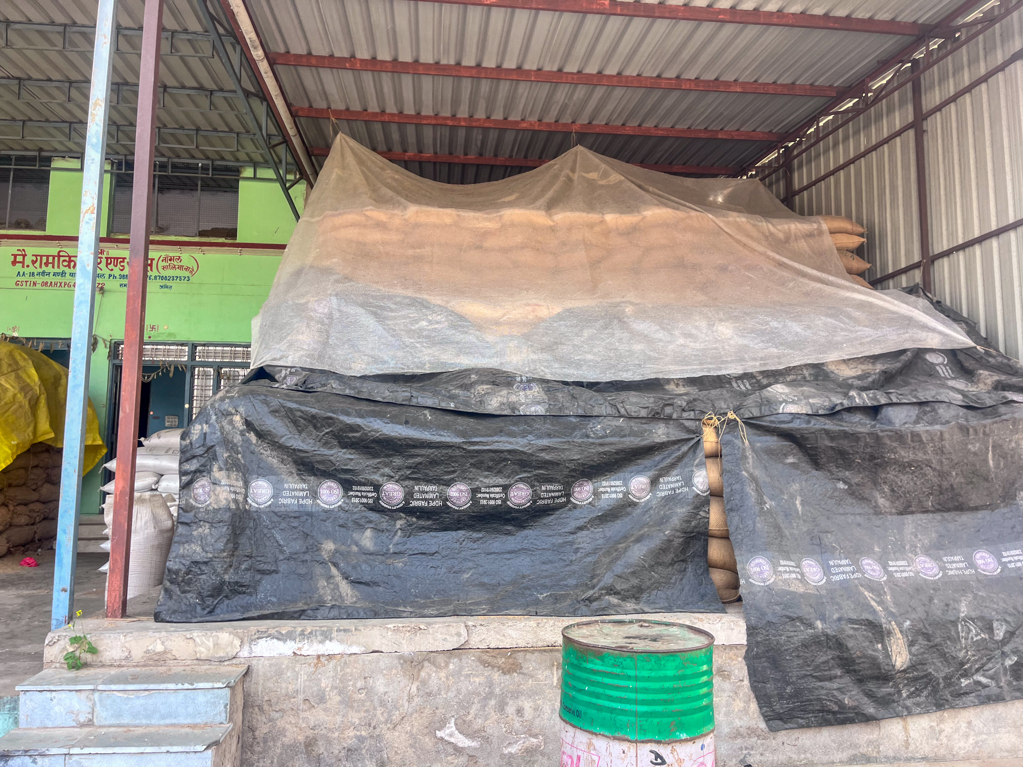 1200 square feet Shops for sale in Khairthal — photo 2