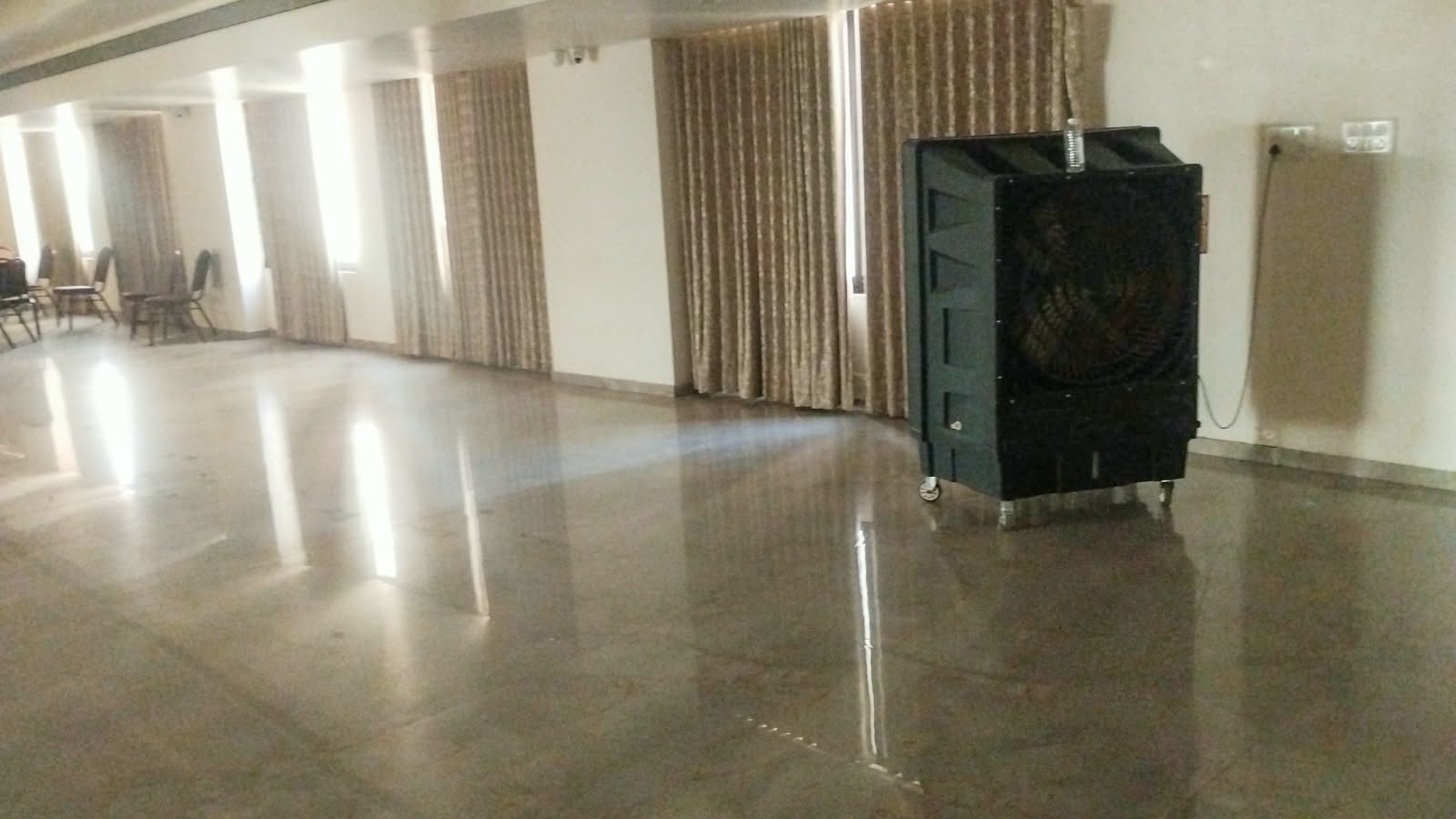 1161.86 square feet Shops for sale in Scheme known as "SAI SAPPHIRE SQUARE", Chandkheda, Gandhinagar-382424, Gujarat. Gandhinagar. — photo 4