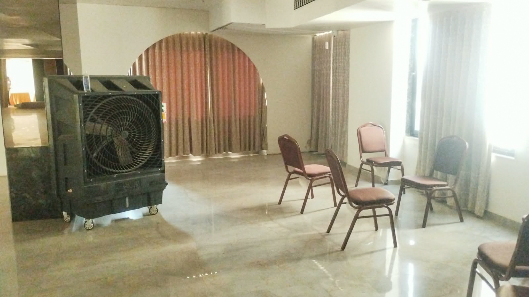 1161.86 square feet Shops for sale in Scheme known as "SAI SAPPHIRE SQUARE", Chandkheda, Gandhinagar-382424, Gujarat. Gandhinagar. — photo 6