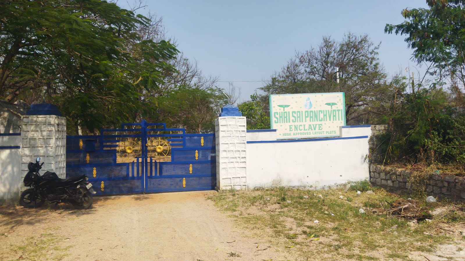 300 square yard Plot for sale in SRI SAI PANCHAVATI ENCLAVE, Satellite town, Near Suraj Garden, Samshabad Village, Hyderabad, Ranga Reddy District. Hyderabad — photo 2