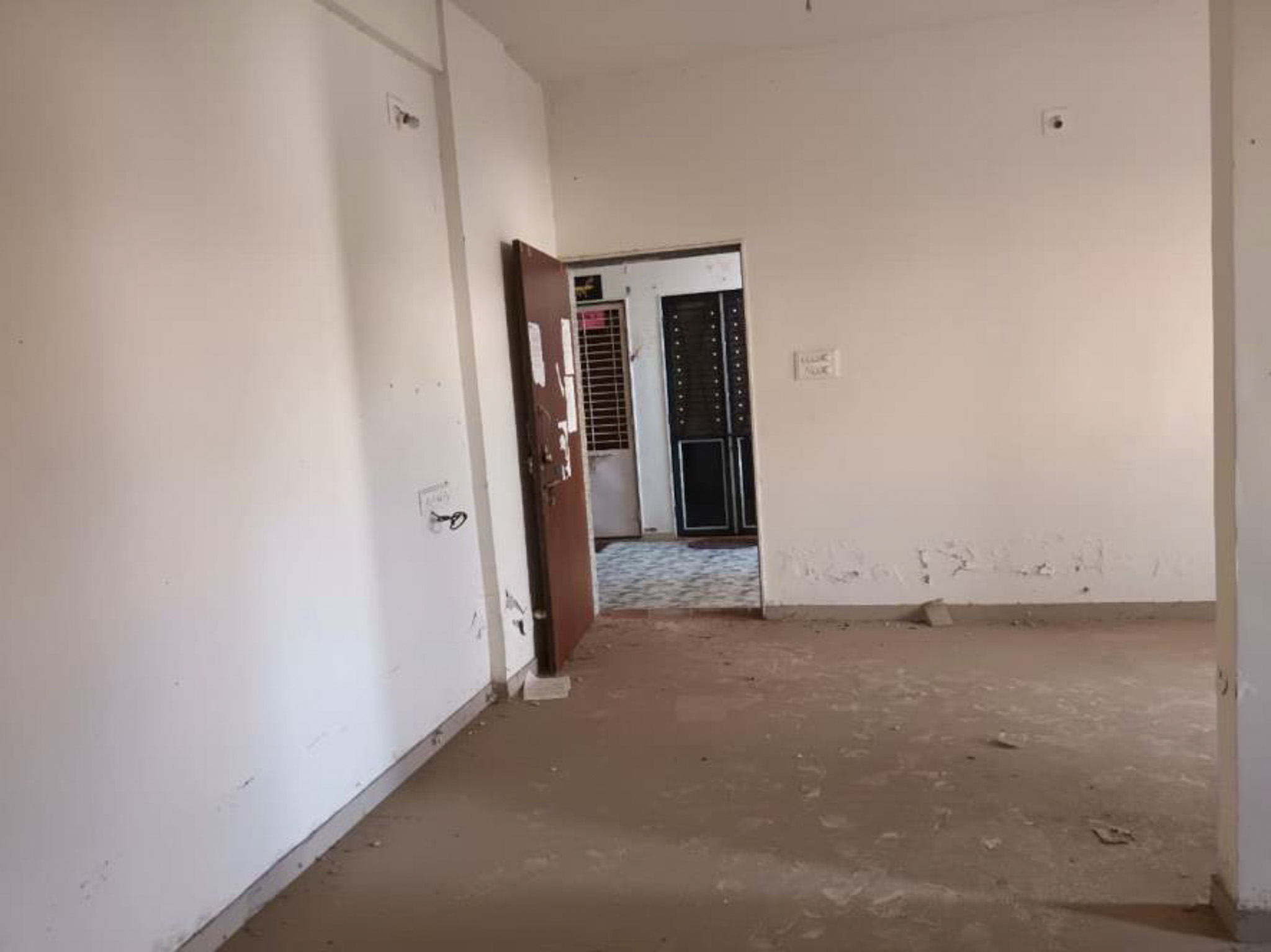 2 BHK Flat for sale in Om Residency, Soma Talav Vadodara — photo 6