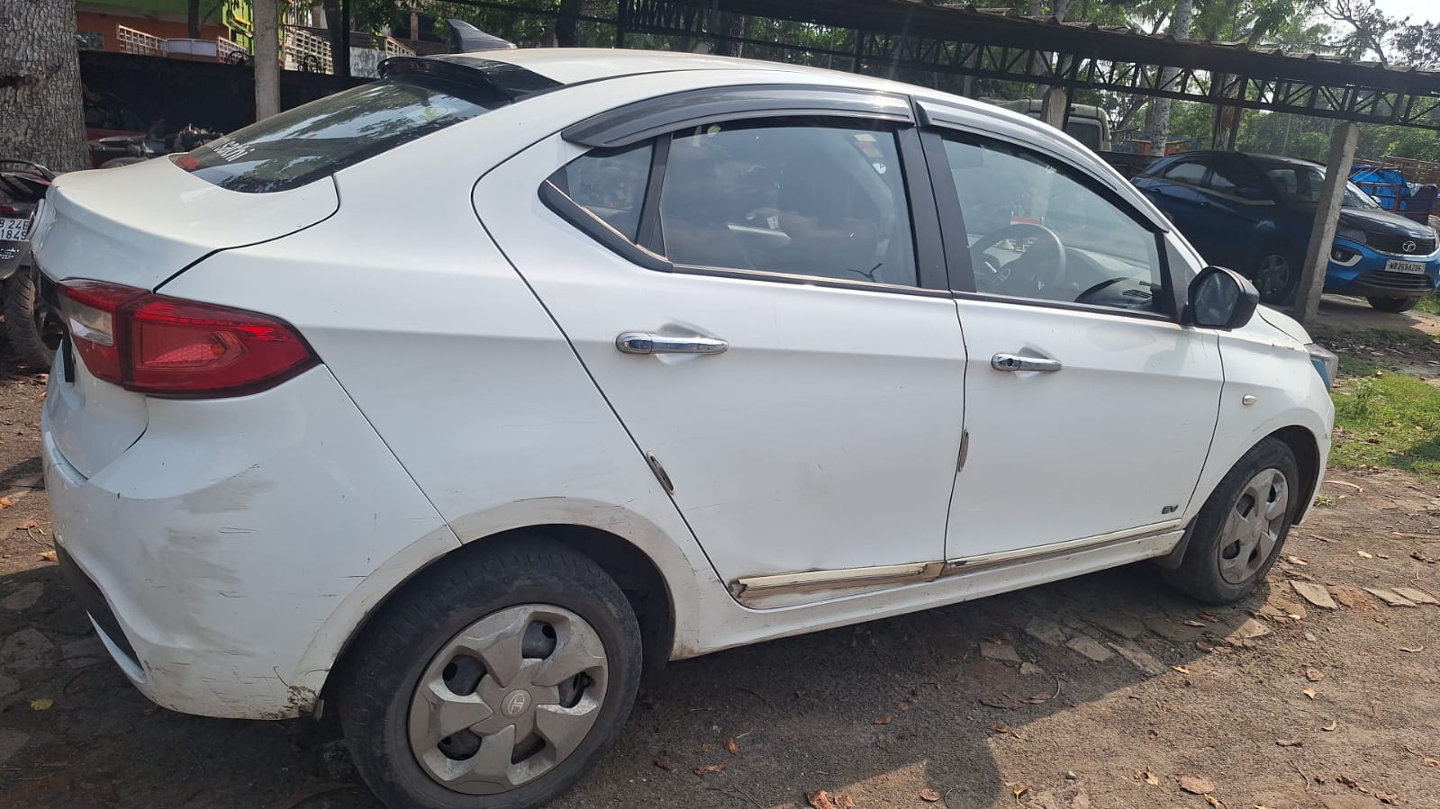 2025 Tata Tigor EV XE Sedan 46916 km 1 year for sale in NATIONAL PARKING Barasat — photo 1
