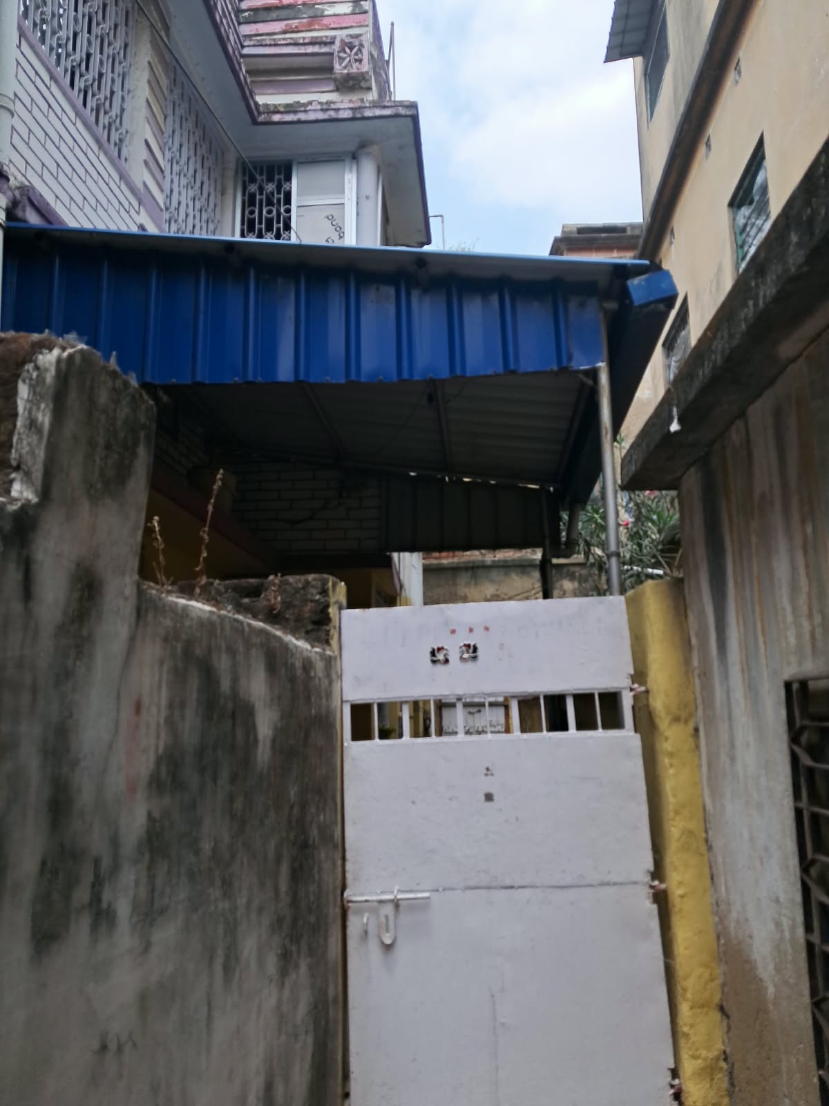 1929 square feet Individual House for sale in Howrah