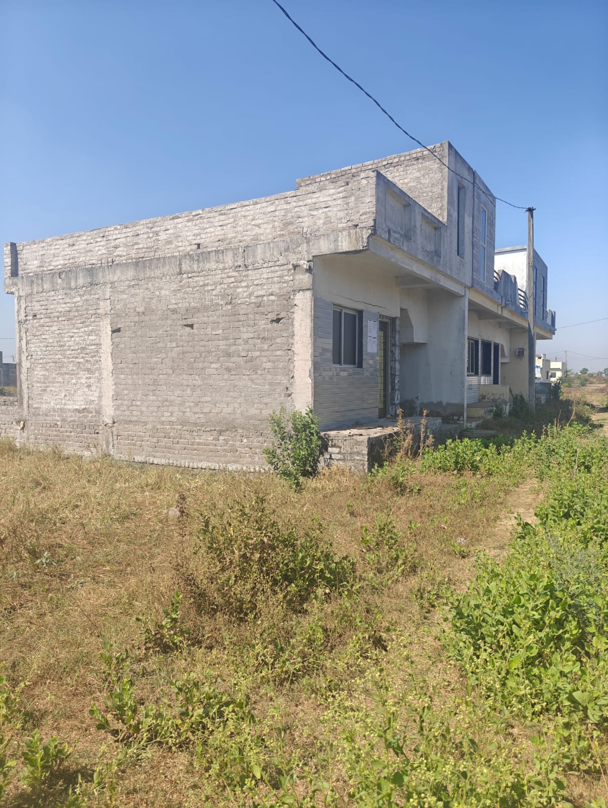 50.23 square meter Individual House for sale in Sayan — photo 2