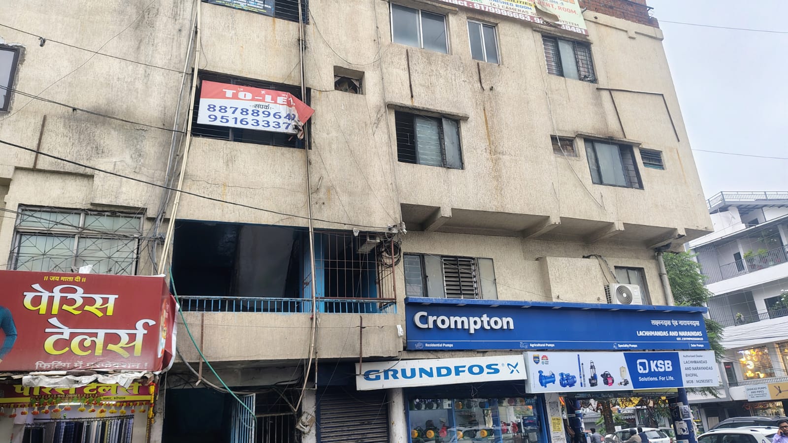 2340 square feet Flat for sale in Bhopal — photo 1
