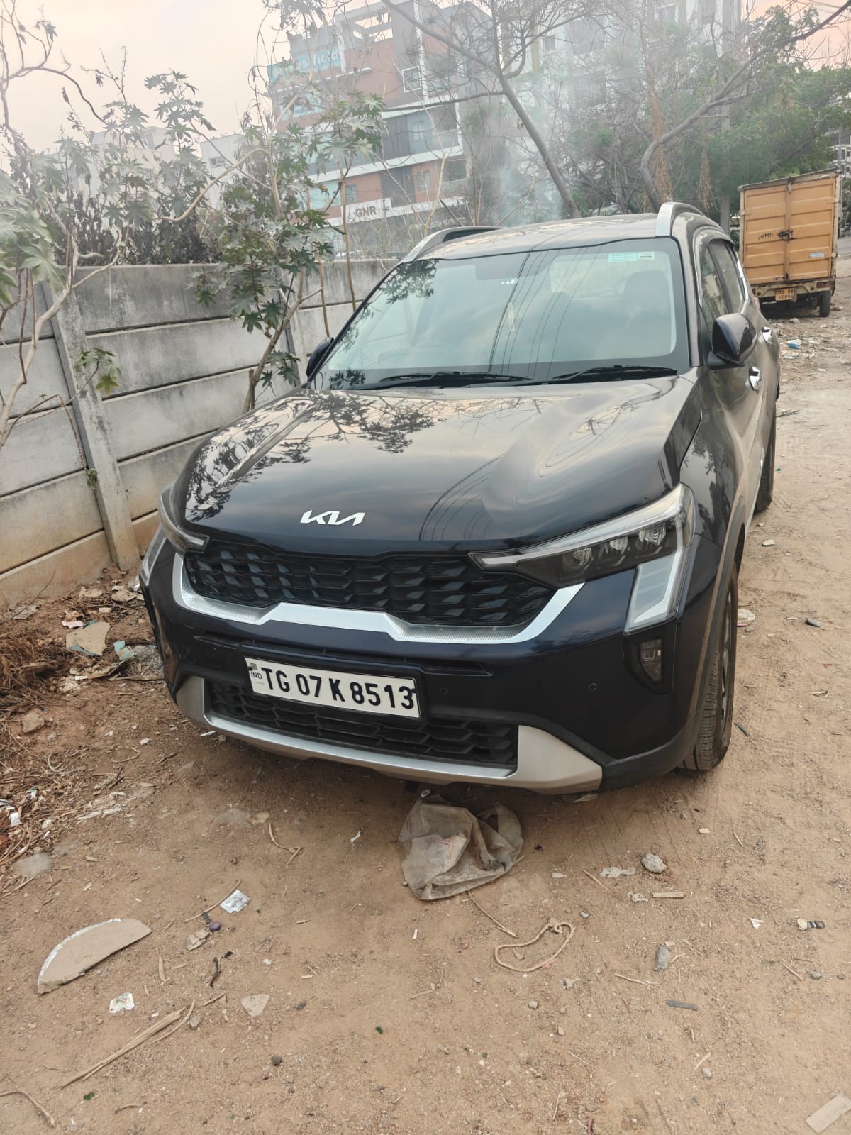2024 Kia Sonet GTX Compact SUV 4895 km 2 years for sale in M/S BRIGHT SECURITIES MANAGEMENT SERVICES PVT LTD Hyderabad — photo 1