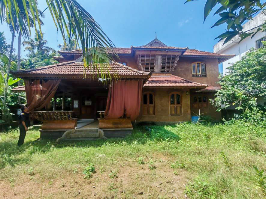 Individual House for sale in irinjalakuda village,mukundapuram taluk,thrissur district. Irinjalakuda — photo 1