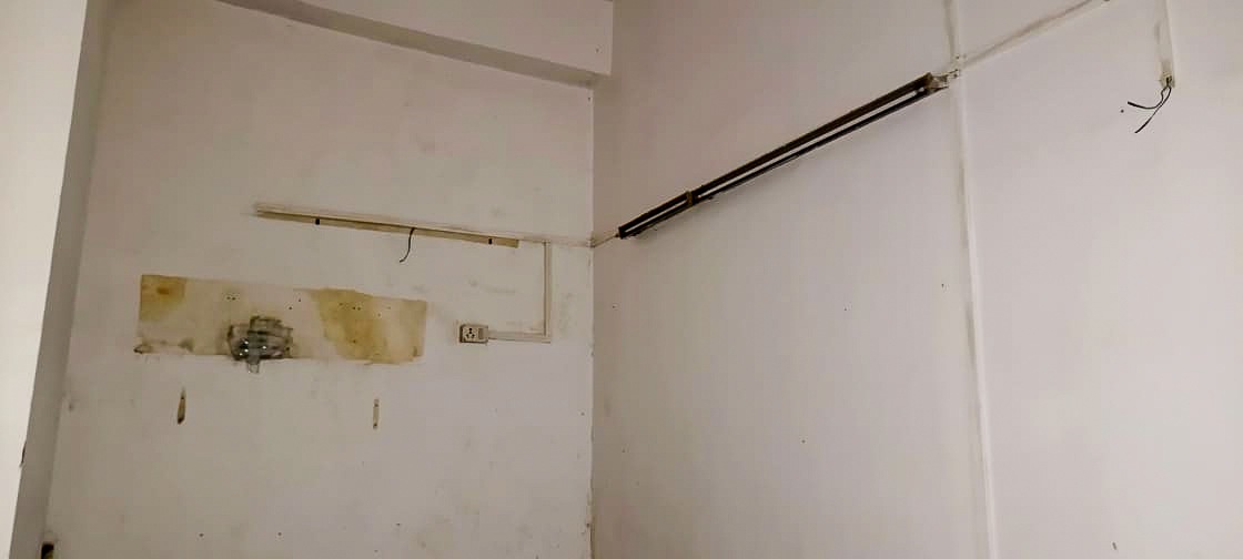 110 square feet Shops for sale in Mumbai — photo 1