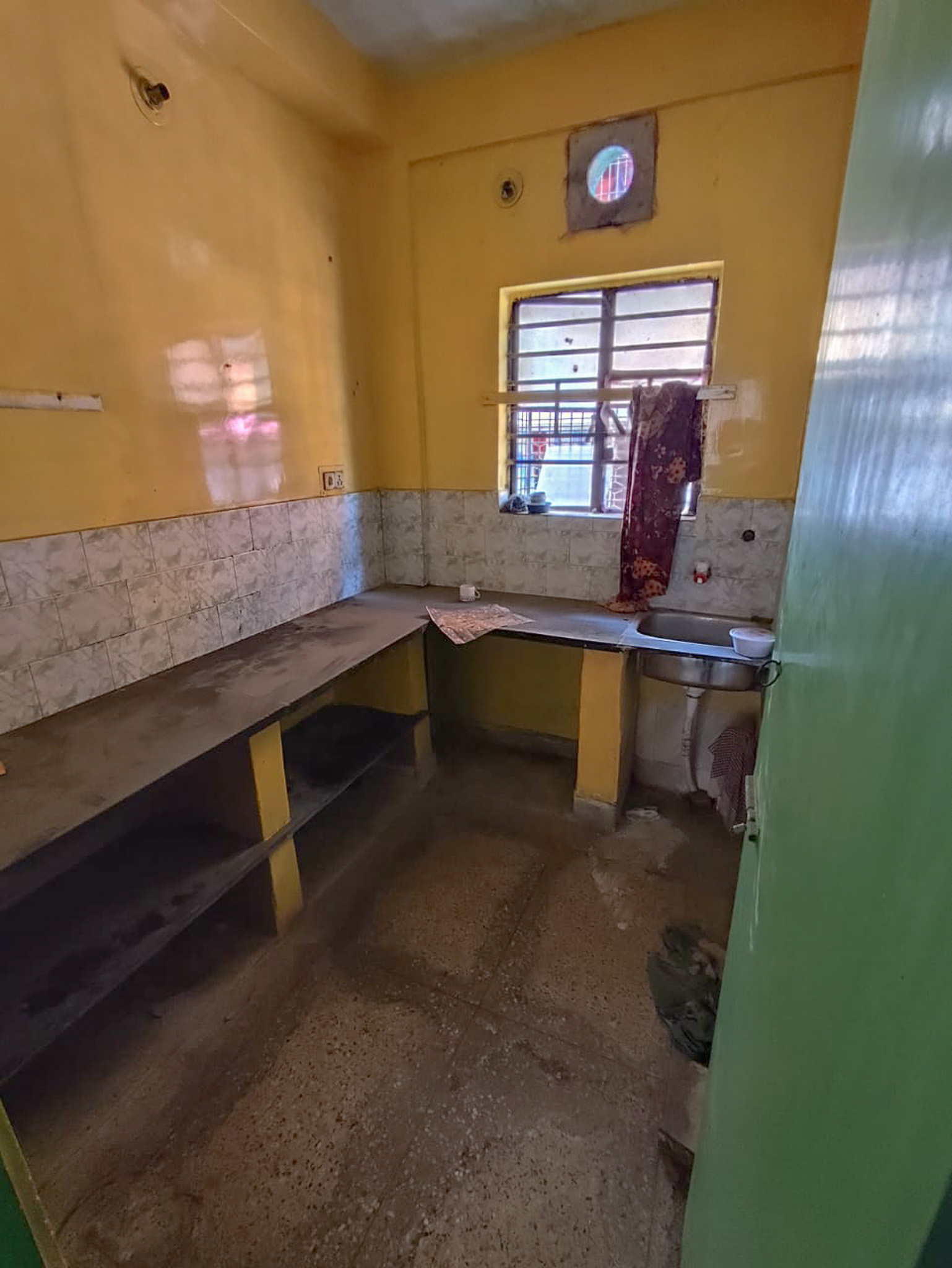1 BHK Flat for sale in PASHUPATI APARTMENT, SANTOSHPUR JORA BRIDGE Kolkata — photo 9