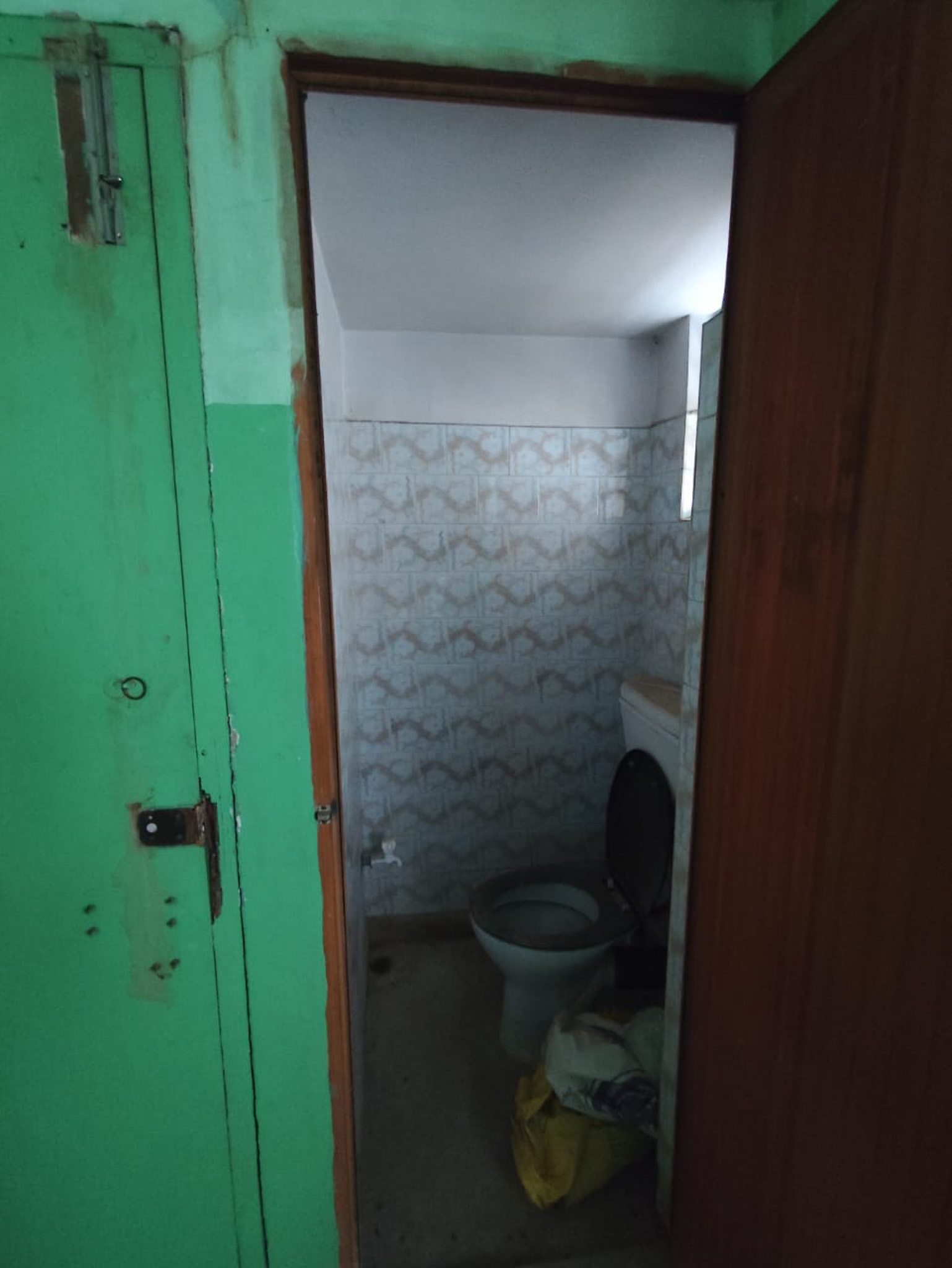 1 BHK Flat for sale in PASHUPATI APARTMENT, SANTOSHPUR JORA BRIDGE Kolkata — photo 11