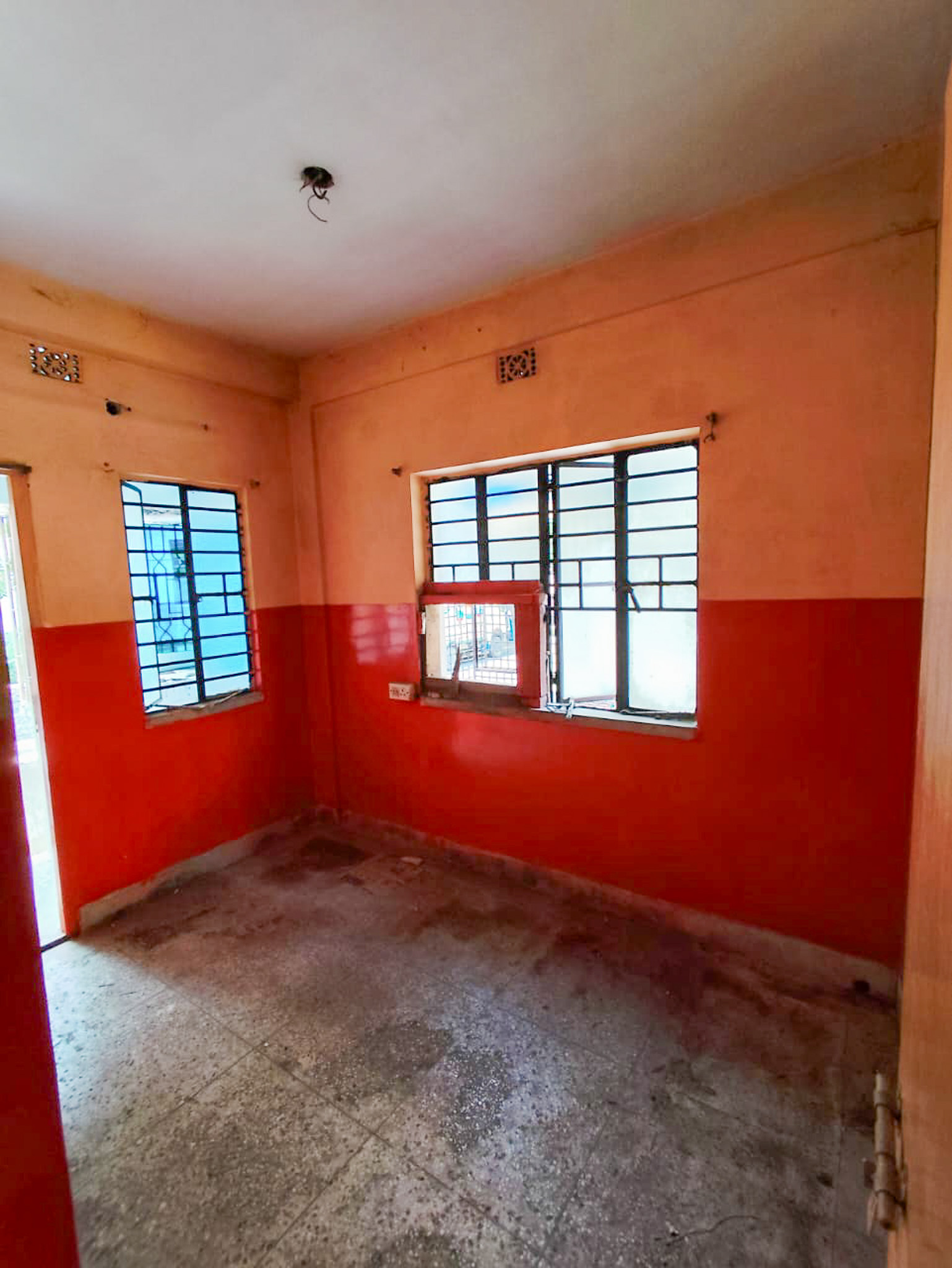 1 BHK Flat for sale in PASHUPATI APARTMENT, SANTOSHPUR JORA BRIDGE Kolkata — photo 6