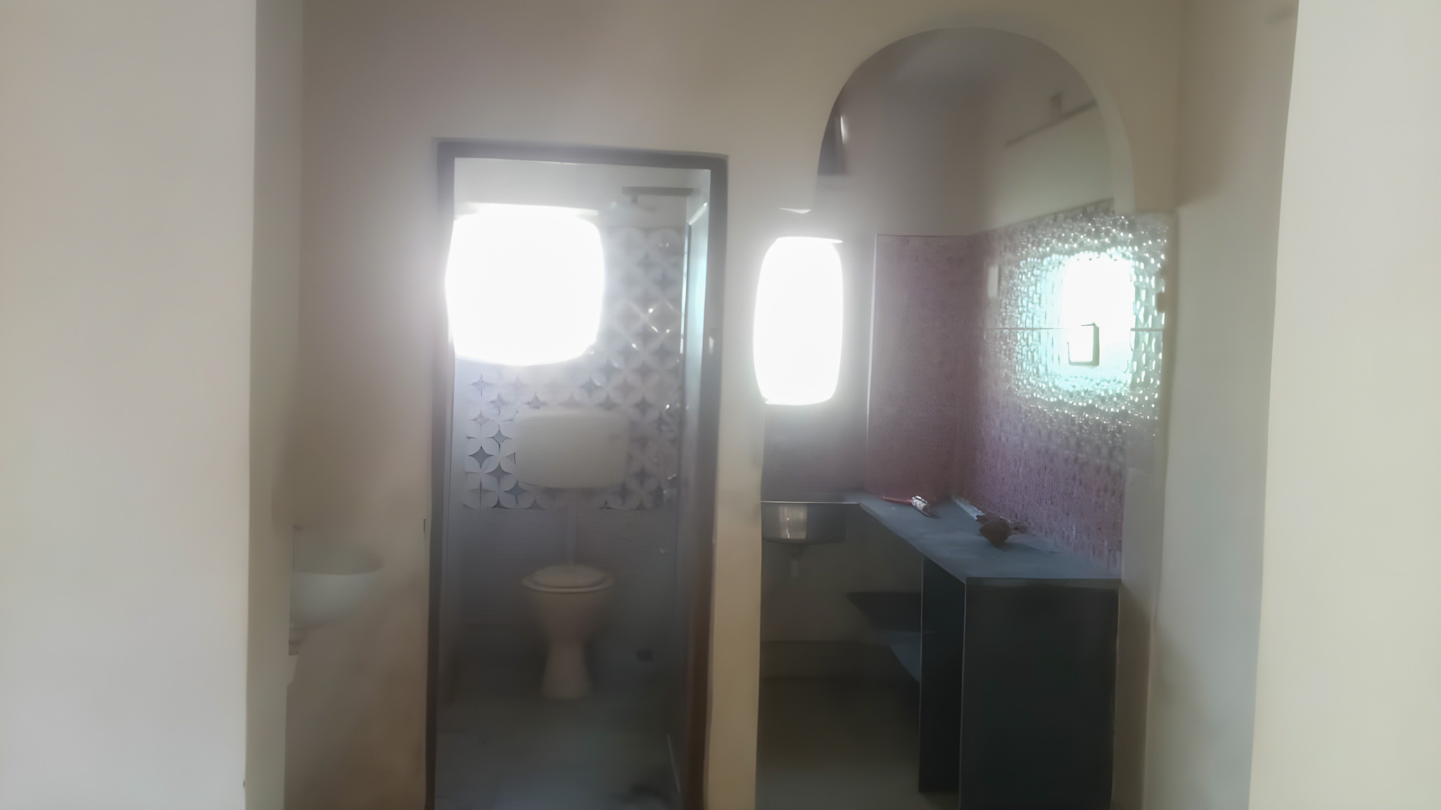 4 BHK Flat for sale in MATRI BHAVAN APARTMENT, NEAR NANDAN KANAN DURGA MANDIR AND JYOTI BANQUET HALL Uttarpara Kotrung — photo 4