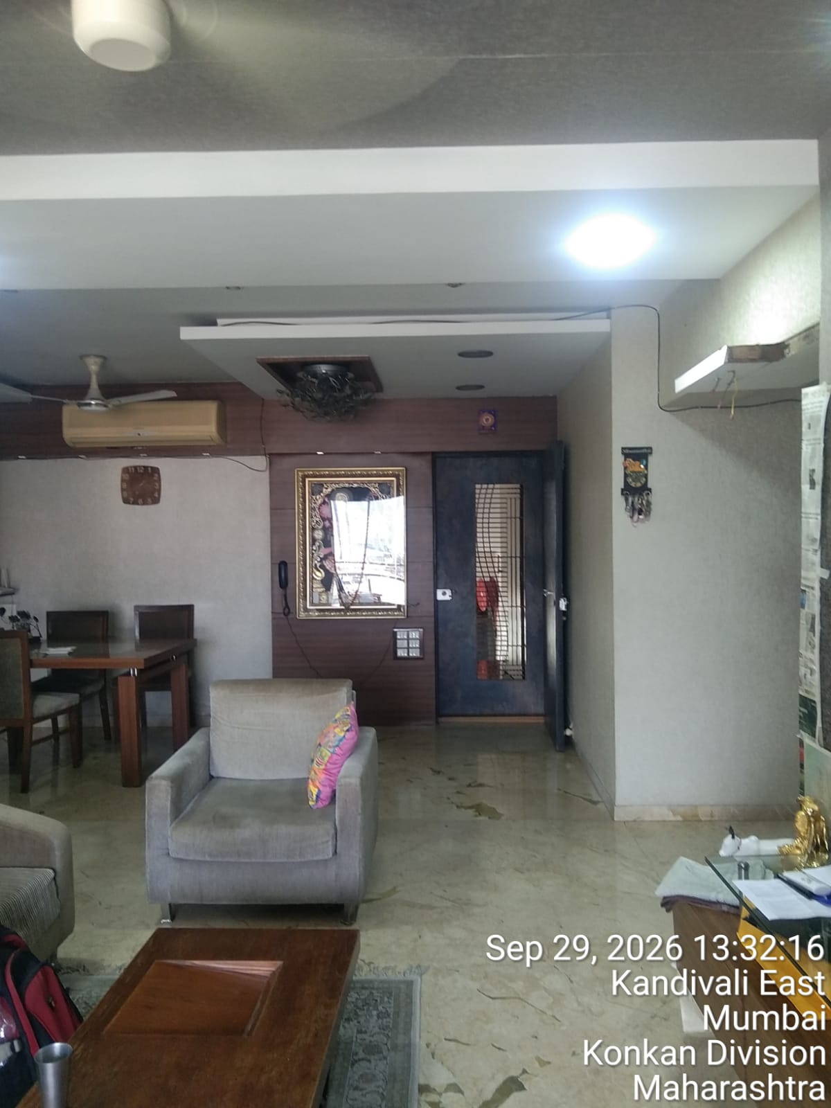 2 BHK Flat for sale in Silver Leaf CHSL, 2BHK Flat at Kandivali East Mumbai — photo 2