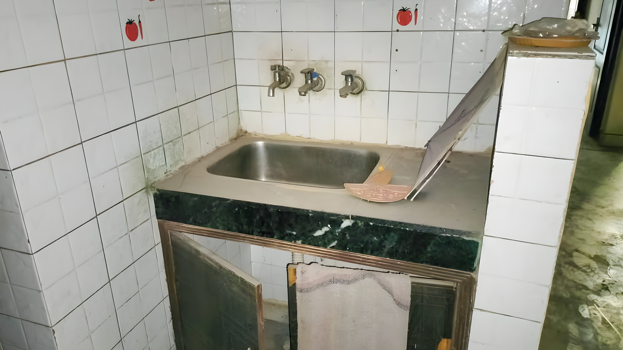 75 square yard Flat for sale in New Delhi — photo 12