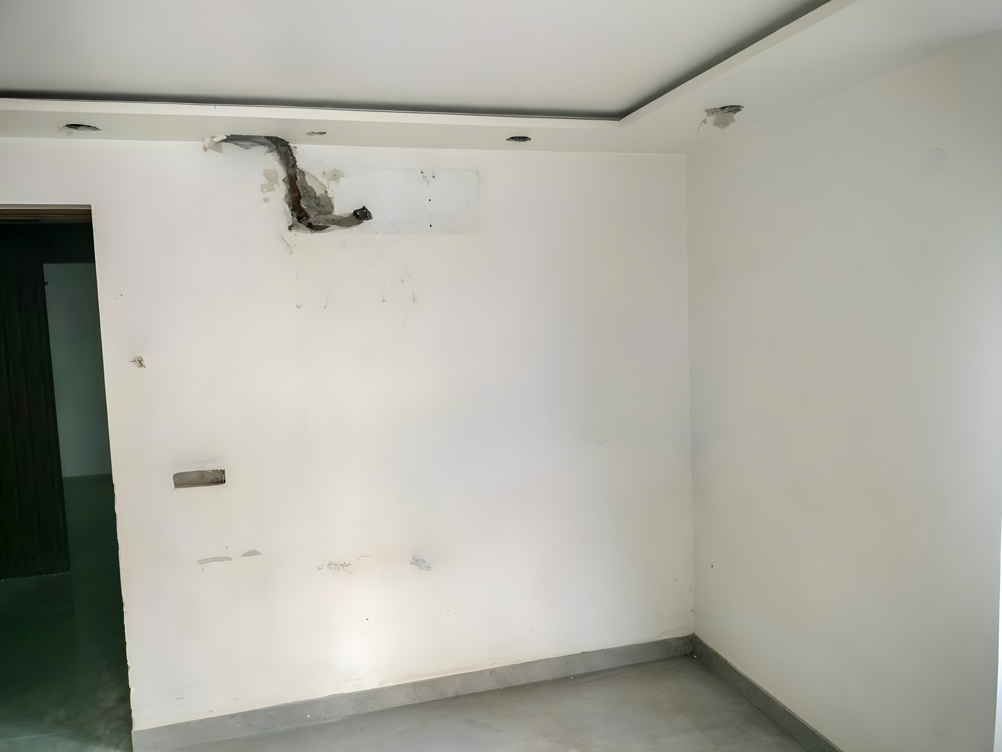 679 square feet Flat for sale in SECTOR 24 ROHINI, NEW DELHI 110085 New Delhi — photo 2