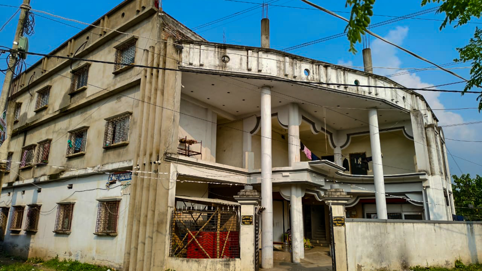 6098.4 square feet Individual House for sale in Sultanganj Alipur