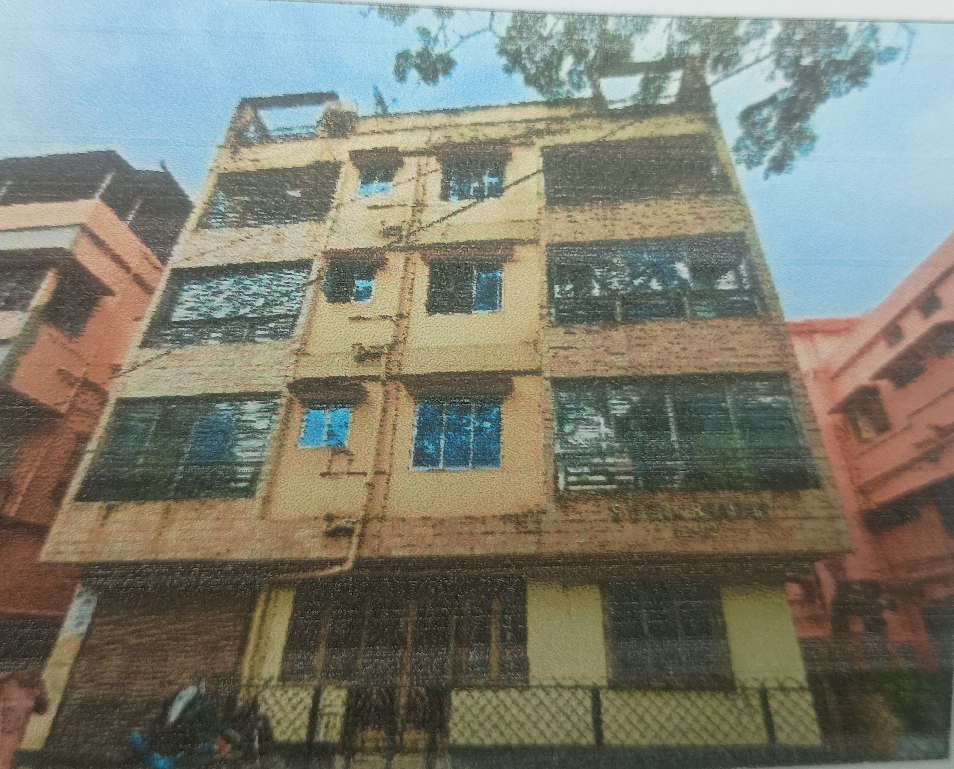 1560 square feet Flat for sale in Kolkata — photo 1