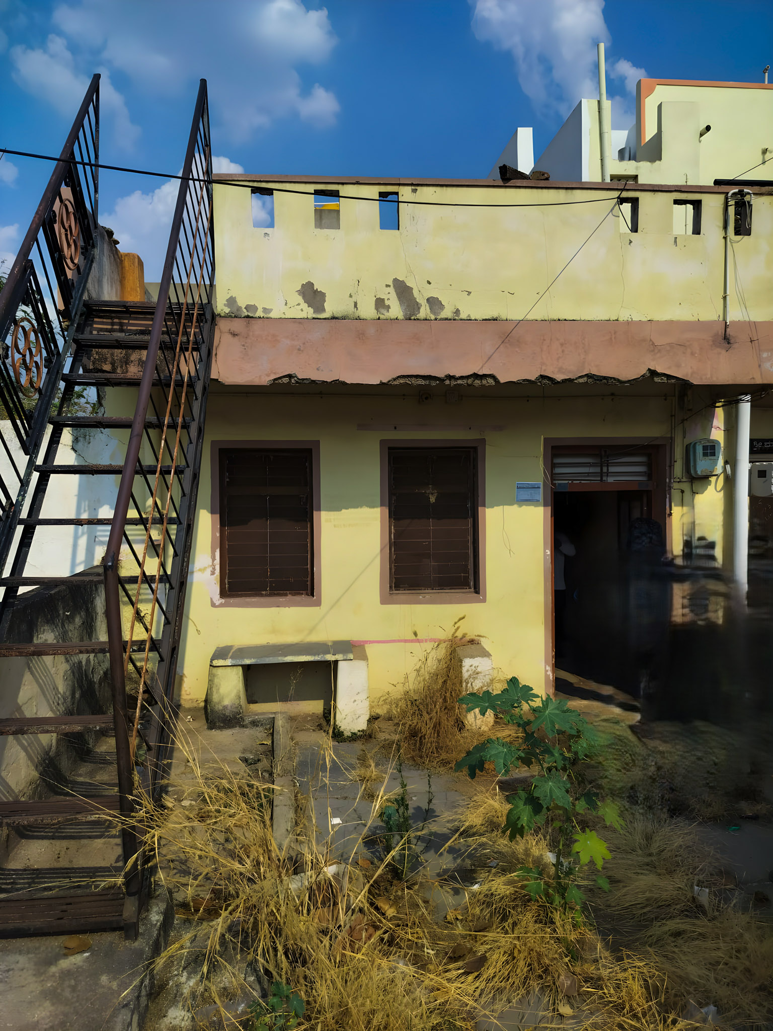 Individual House for sale in Gadag Betageri
