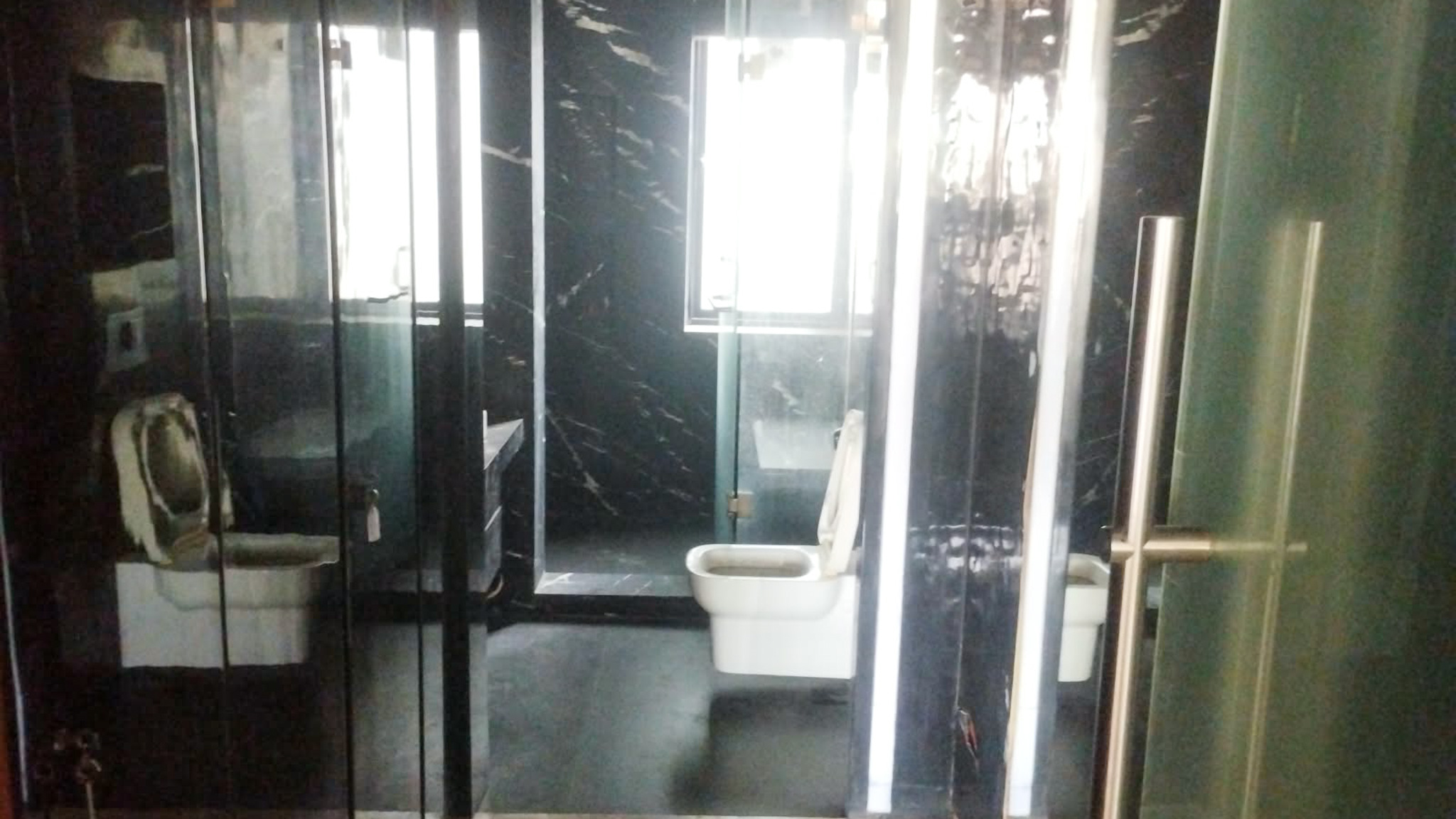 508.36 square meter Flat for sale in Ahmedabad — photo 46