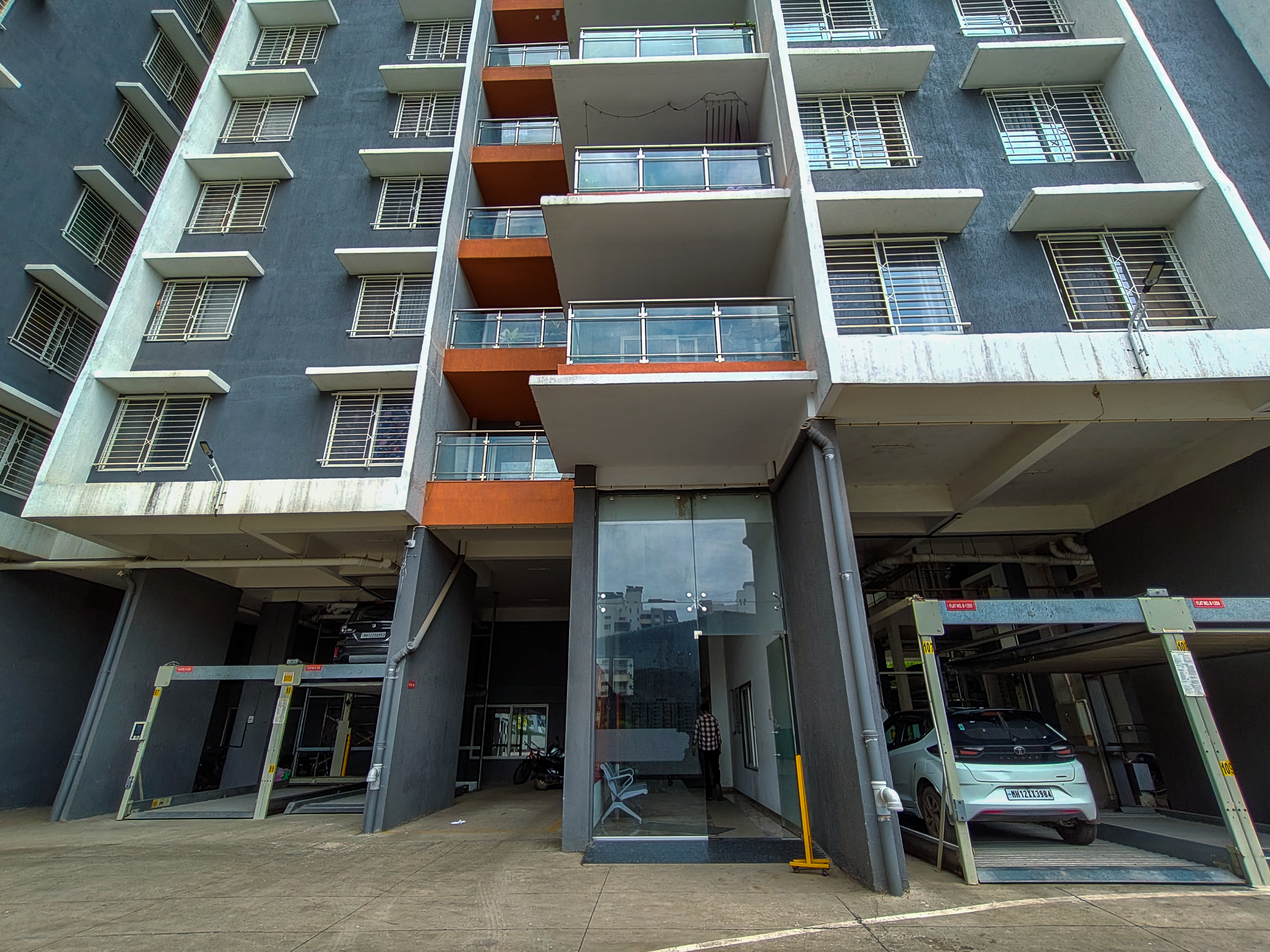2 BHK Flat for sale in Venkatesh Graffiti Glover, Lonkar Nagar, Manjari Road, Village Mundhawa, Tal Haveli, Dist. Pune 411036 Pune — photo 17