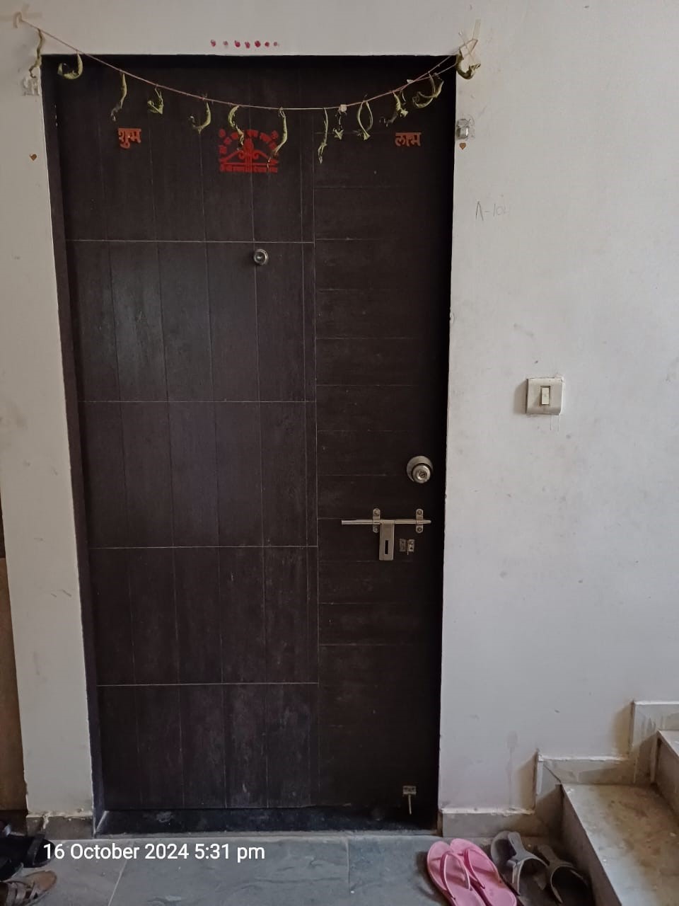 Flat for sale in Ahmedabad — photo 1