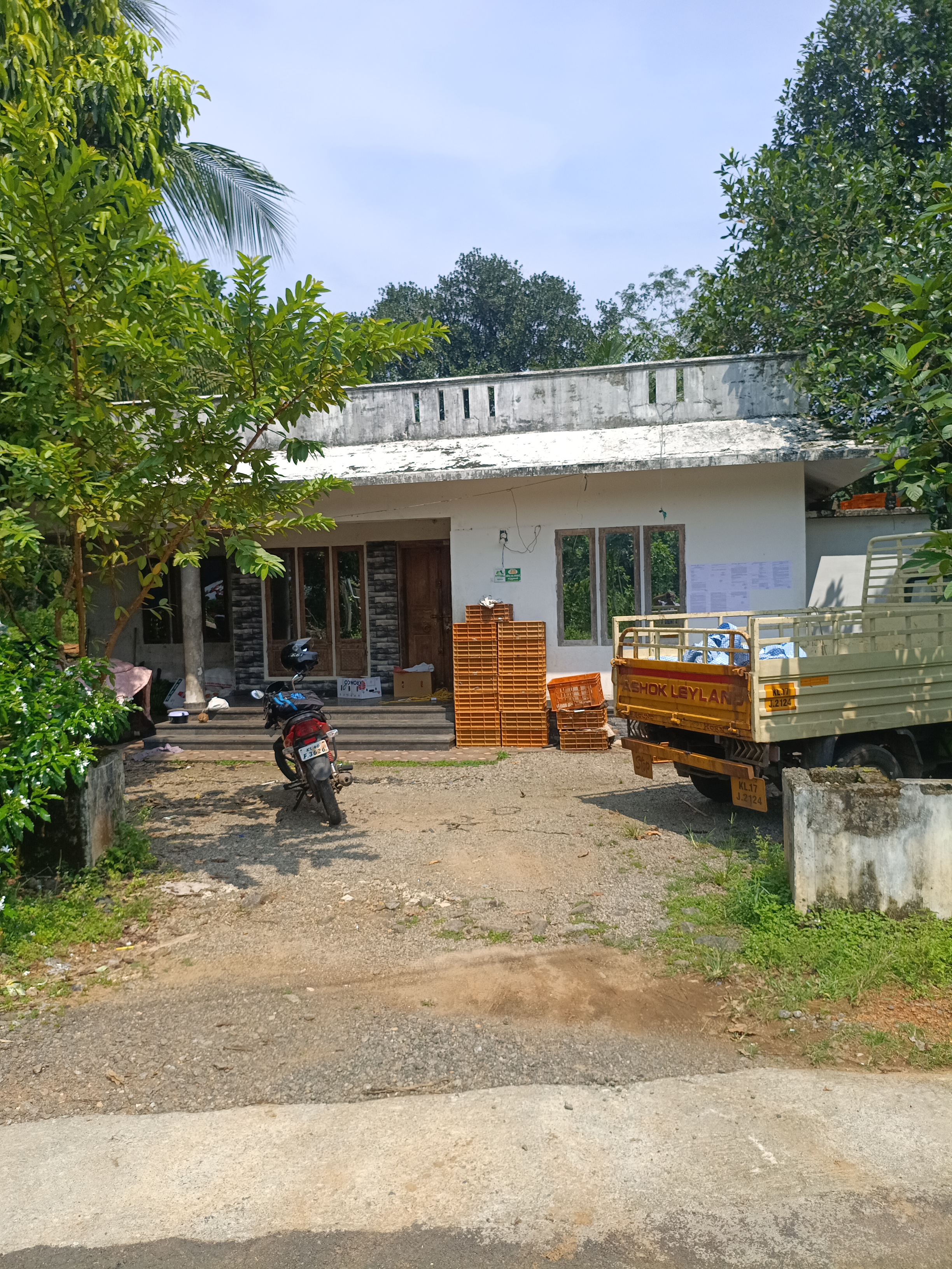 1120 square feet Individual House for sale in Koothattukulam — photo 1