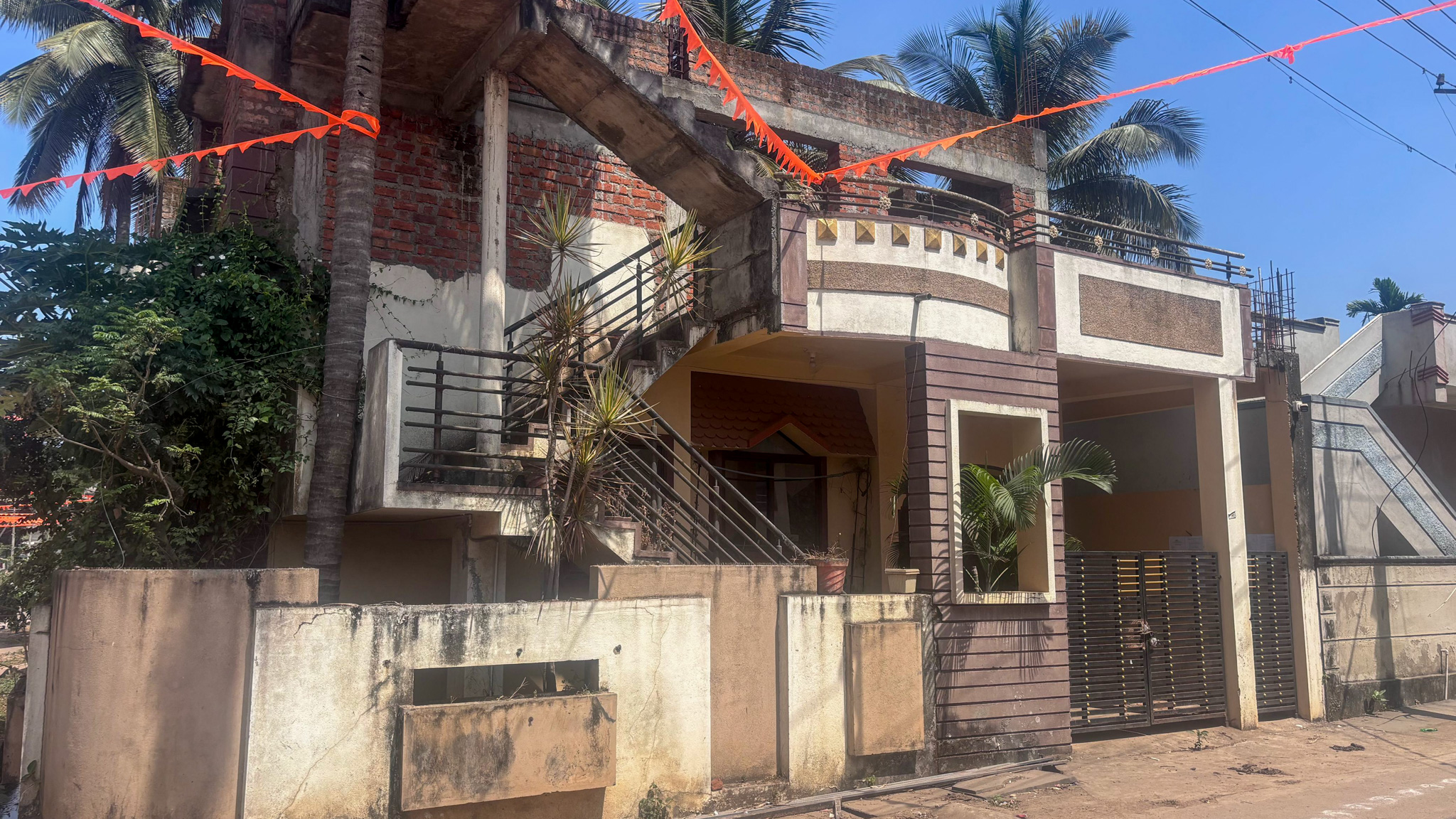2 BHK Individual House for sale in Residential House, MUNDGOD Mundgod — photo 2