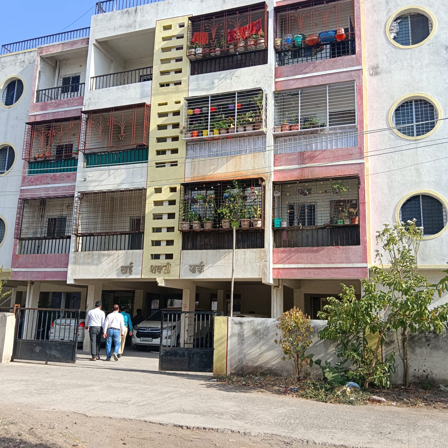917.74 square feet Flat for sale in Near Krishna Mandir shirsagaon Shrirampur — photo 1