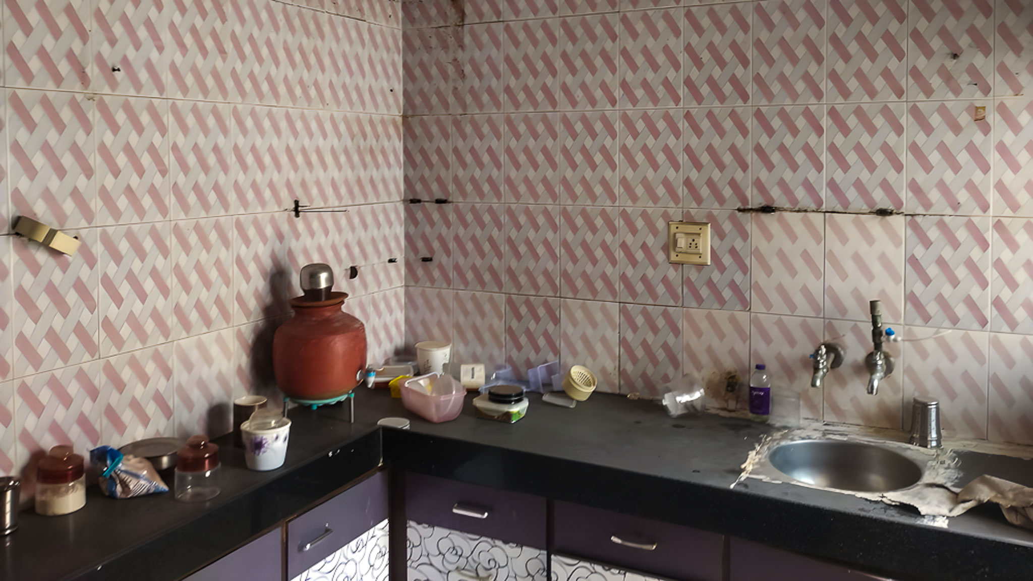 2 BHK Flat for sale in SHREENANDNAGAR II VEJALPUR, VEJALPUR Ahmedabad — photo 11