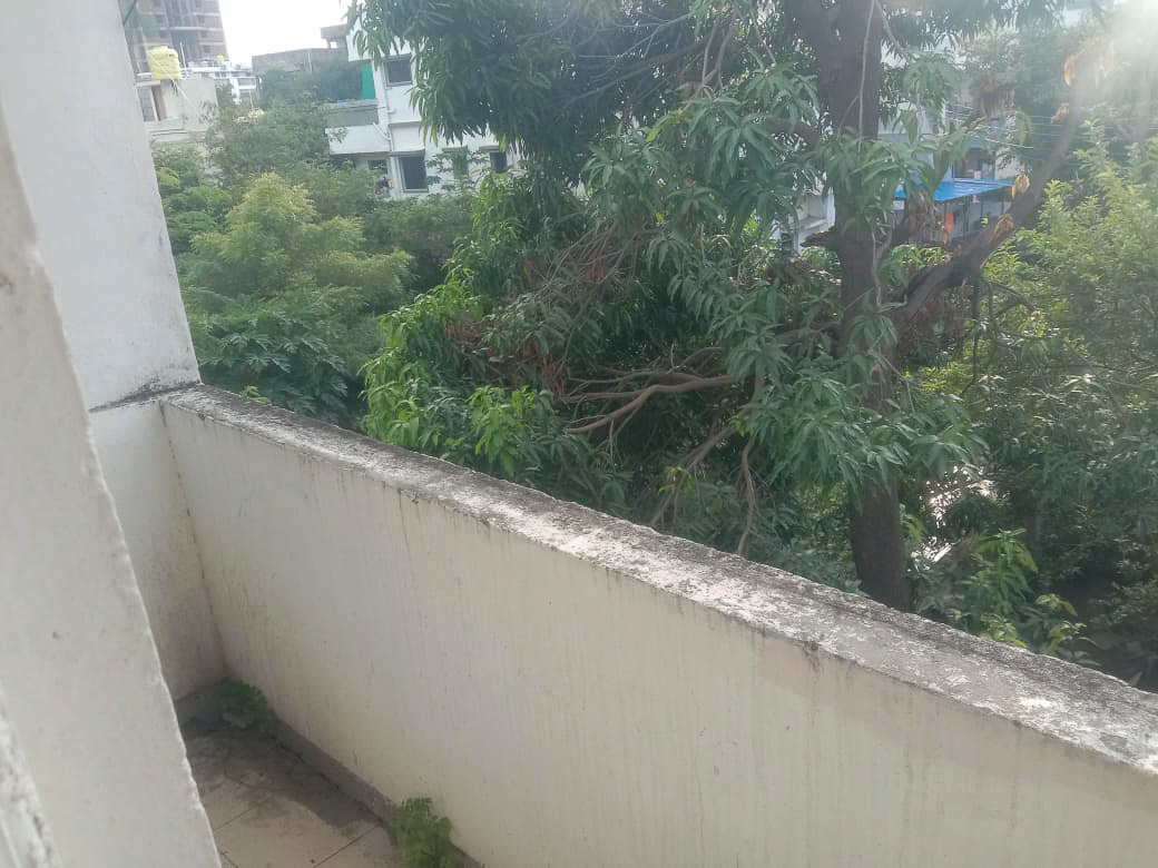 2 BHK Flat for sale in NARMADATULSI APARTMENT, Manewada, in the layout of Dobi Nagar CHS Nagpur, Behind Dularia Lawn Nagpur — photo 2