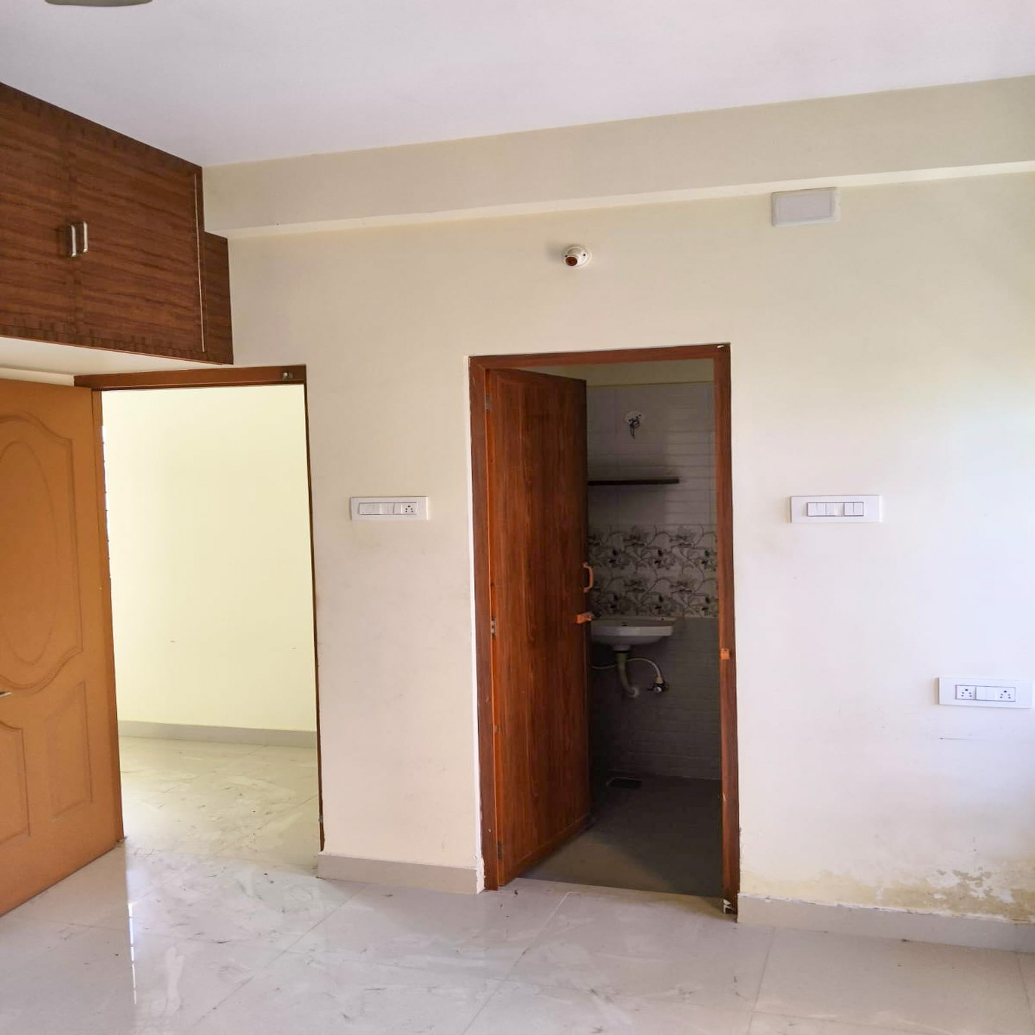2 BHK Flat for sale in MAJESTIC FLATS, FLAT AT SEMMANCHERI VILLAGE, SHOLINGANALLUR TALUK KANCHEEPURAM Chennai — photo 7