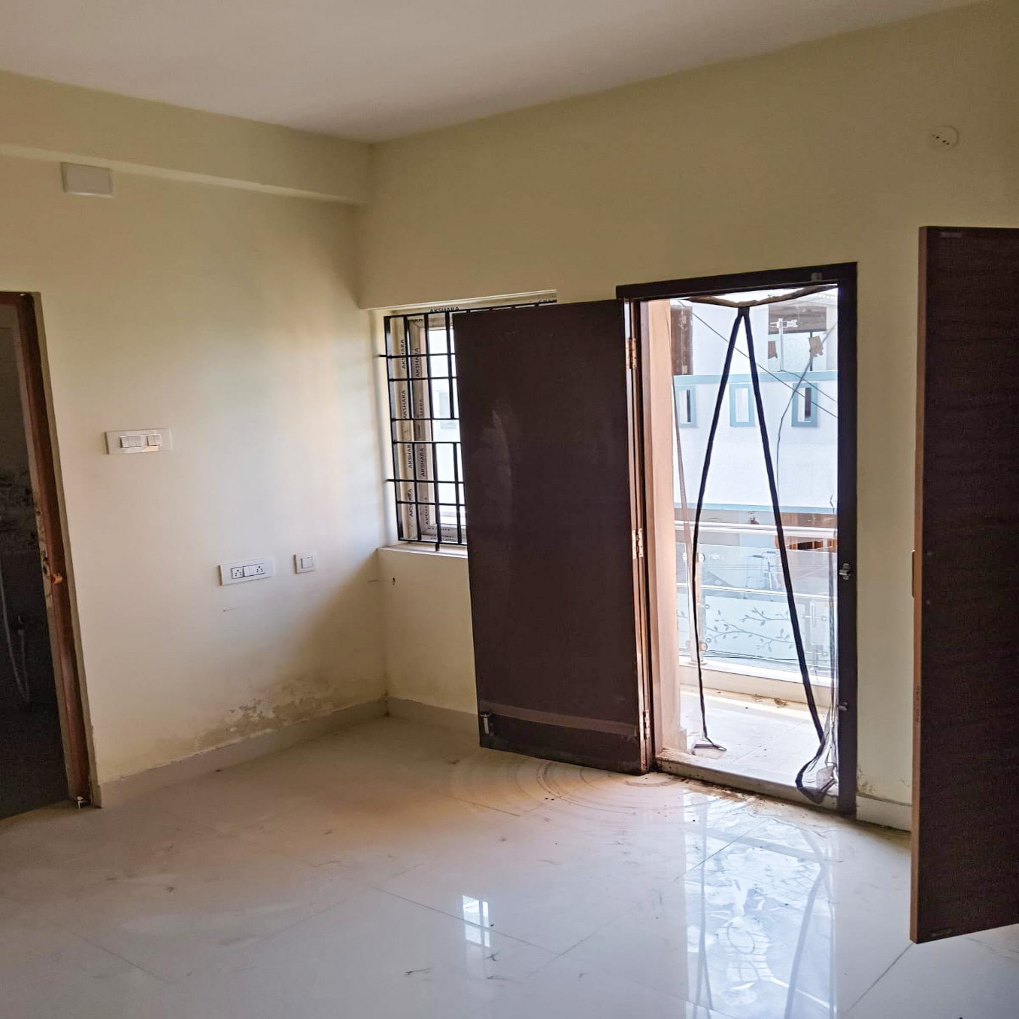 2 BHK Flat for sale in MAJESTIC FLATS, FLAT AT SEMMANCHERI VILLAGE, SHOLINGANALLUR TALUK KANCHEEPURAM Chennai — photo 8