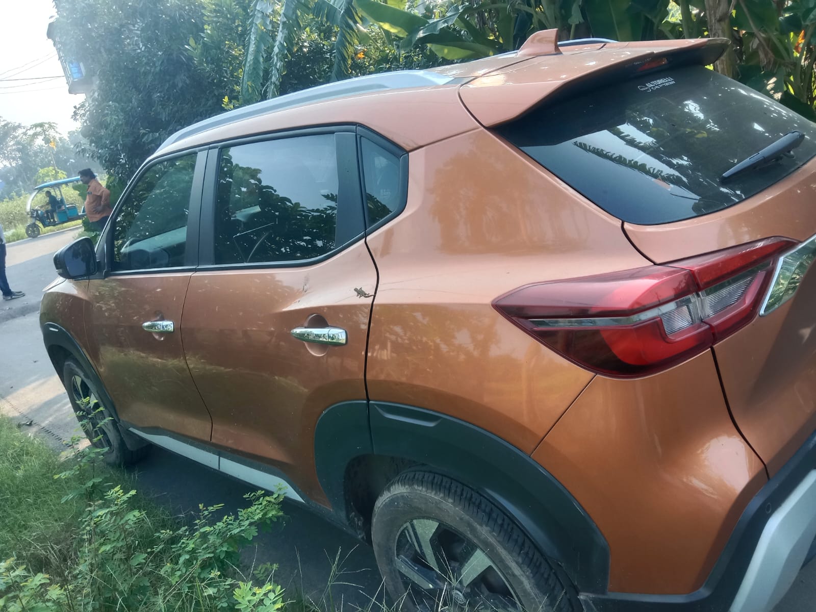 2024 Nissan Magnite MT N-CONNECTA SUV 15000 km 1 year for sale in BENGAL PARKING Kolkata — photo 4