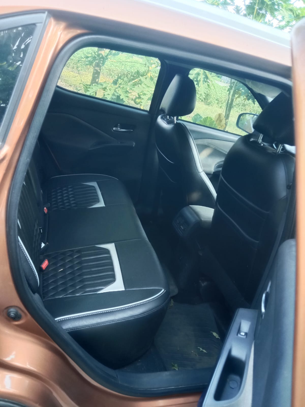 2024 Nissan Magnite MT N-CONNECTA SUV 15000 km 1 year for sale in BENGAL PARKING Kolkata — photo 9