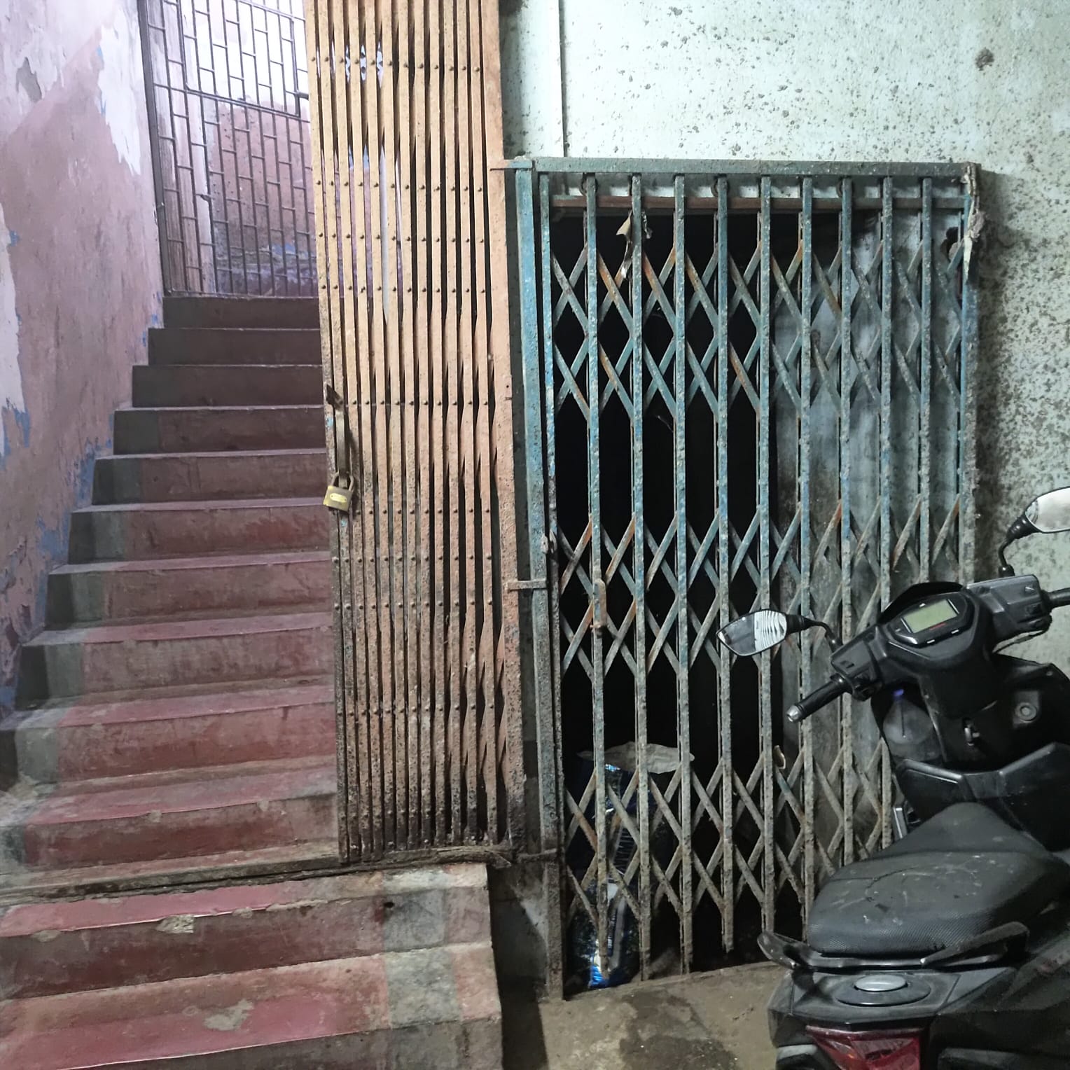 3060 square feet Individual House for sale in Garden Reach Kolkata Kolkata — photo 19