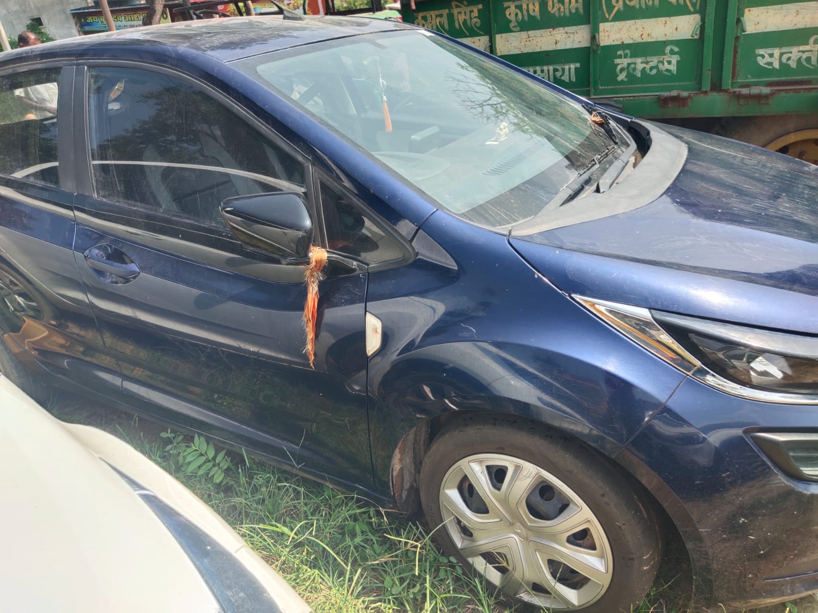 2023 Tata Altroz XM / XM+ Hatchback 65000 km 3 years for sale in MAMTA MAHTO PARKING YARD Korba — photo 3