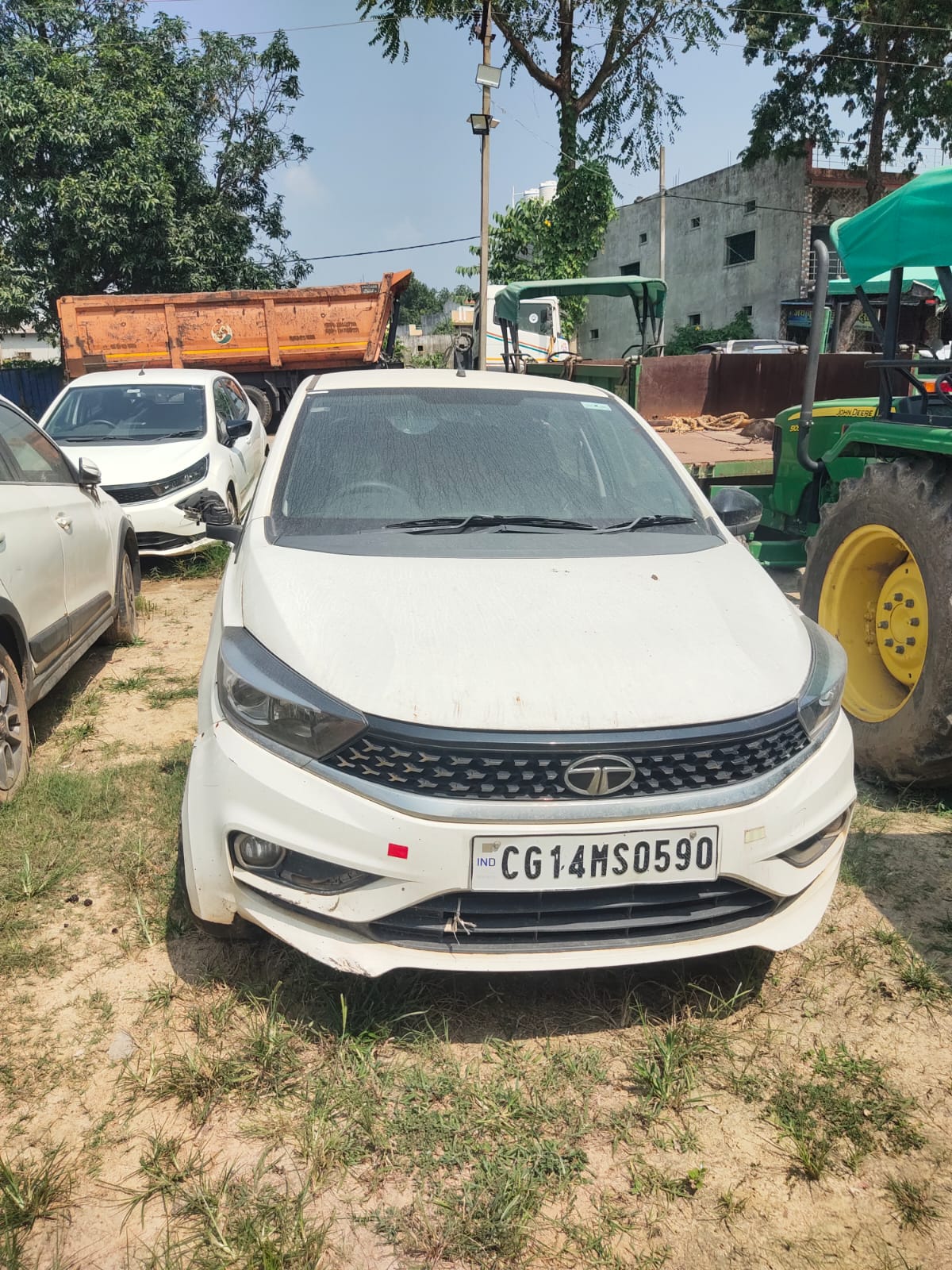 2022 Tata Tiago XZ+ MT Hatchback 65000 km 4 years for sale in MAMTA MAHTO PARKING YARD Korba — photo 1