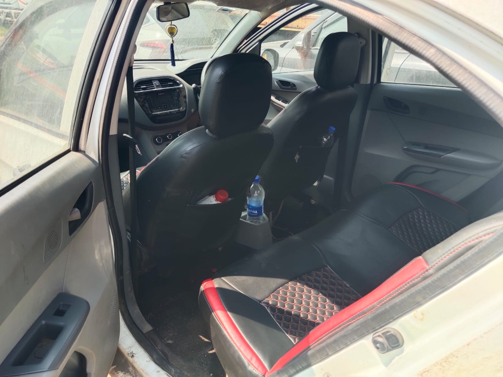 2023 Tata Altroz XM / XM+ Hatchback 65000 km 3 years for sale in MAMTA MAHTO PARKING YARD Korba — photo 2