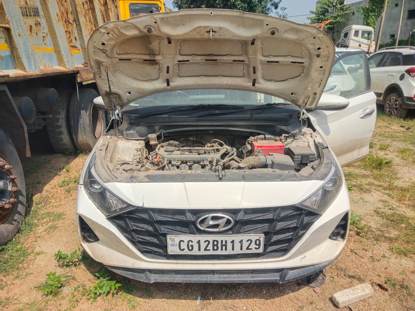 2022 Hyundai i20 Asta 1.2 Petrol MT Hatchback 65000 km 4 years for sale in MAMTA MAHTO PARKING YARD Korba — photo 7