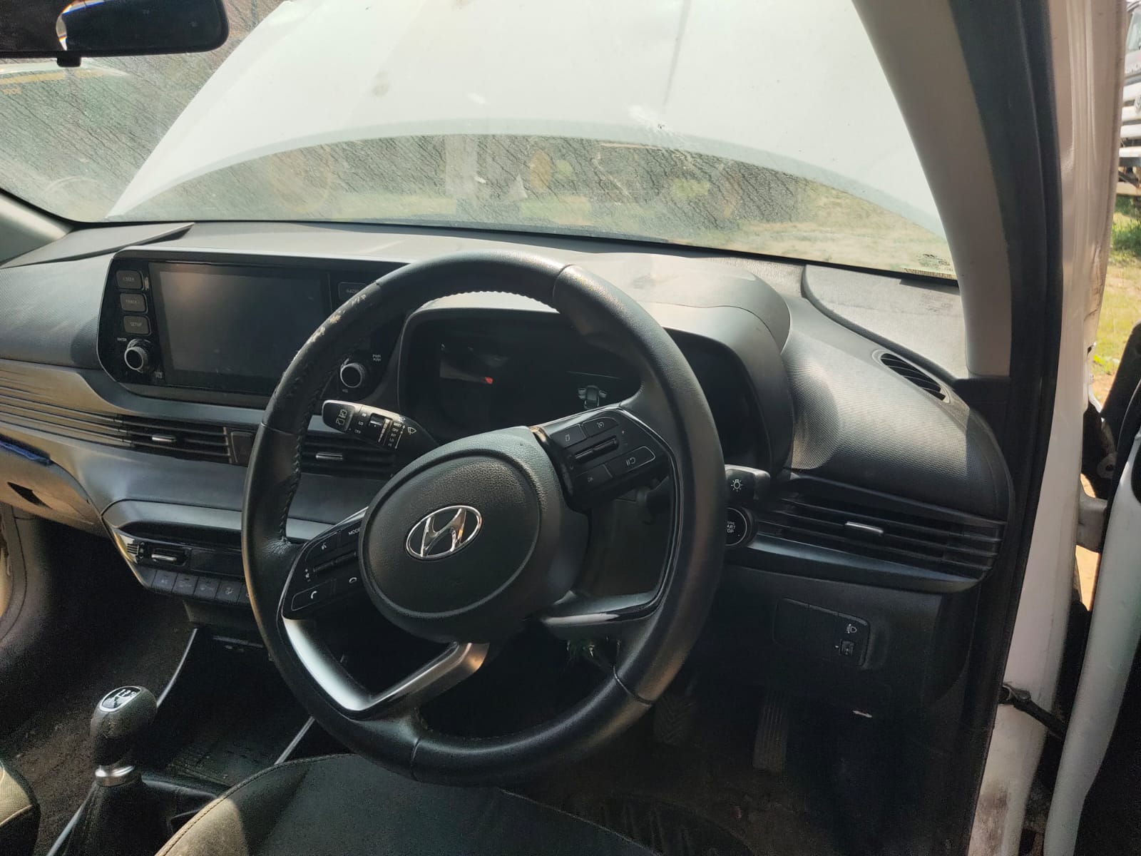 2022 Hyundai i20 Asta 1.2 Petrol MT Hatchback 65000 km 4 years for sale in MAMTA MAHTO PARKING YARD Korba — photo 8