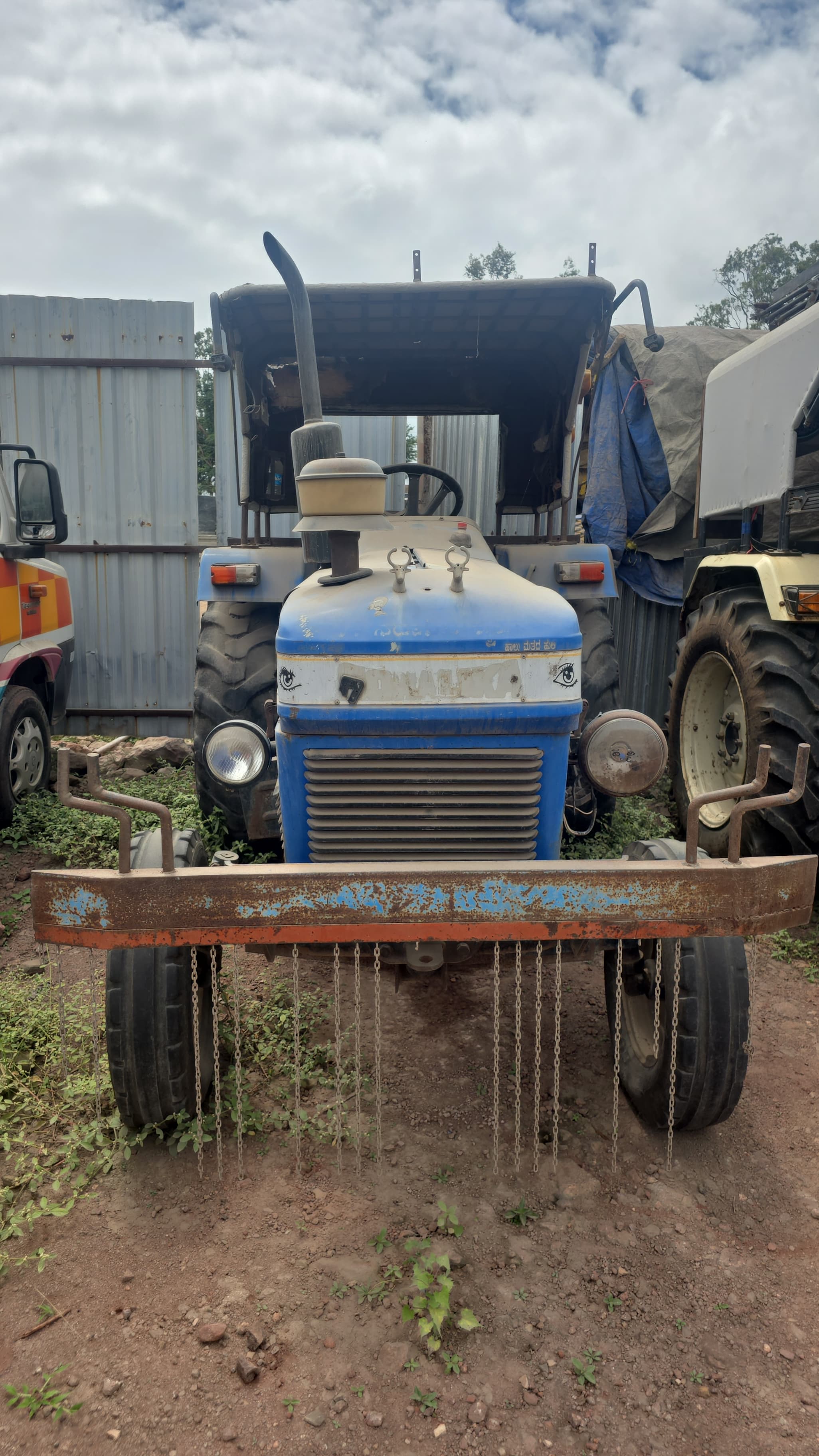2005 Sonalika DI 750 III Multi Speed DLX Tractor 54511 km 21 years for sale in M/s Babajan Parking Yard Near B K College Ankali Road Chikodi - 591201 Chikodi — photo 2
