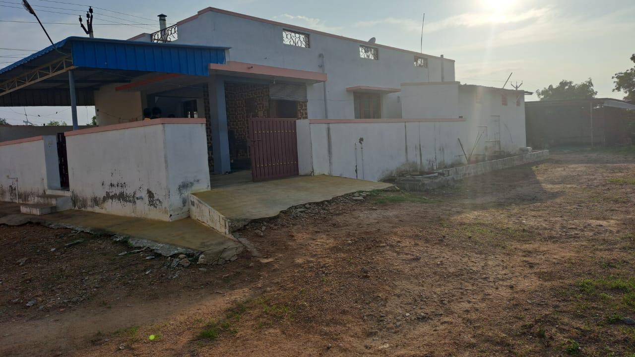Farm House for sale in MADATHUKULAM Kaniyur Tiruppur — photo 1