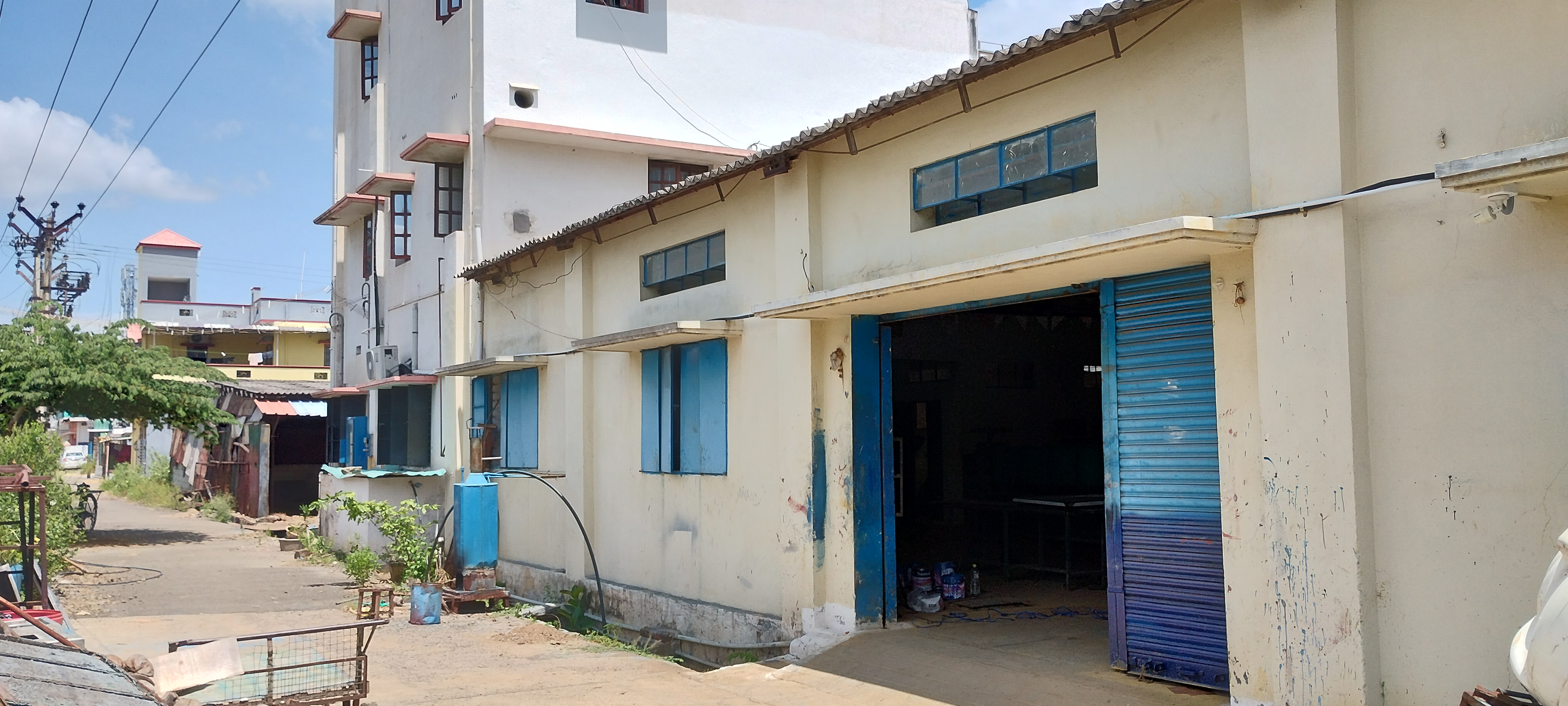 3915 square feet Godowns for sale in Bhavani — photo 1