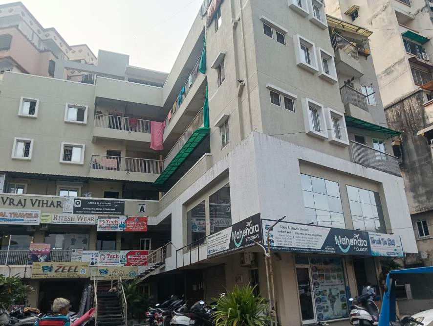 751 square feet Shops for sale in Urban Vadodara — photo 2