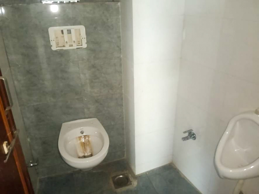 654 square feet Shops for sale in Urban Vadodara — photo 11