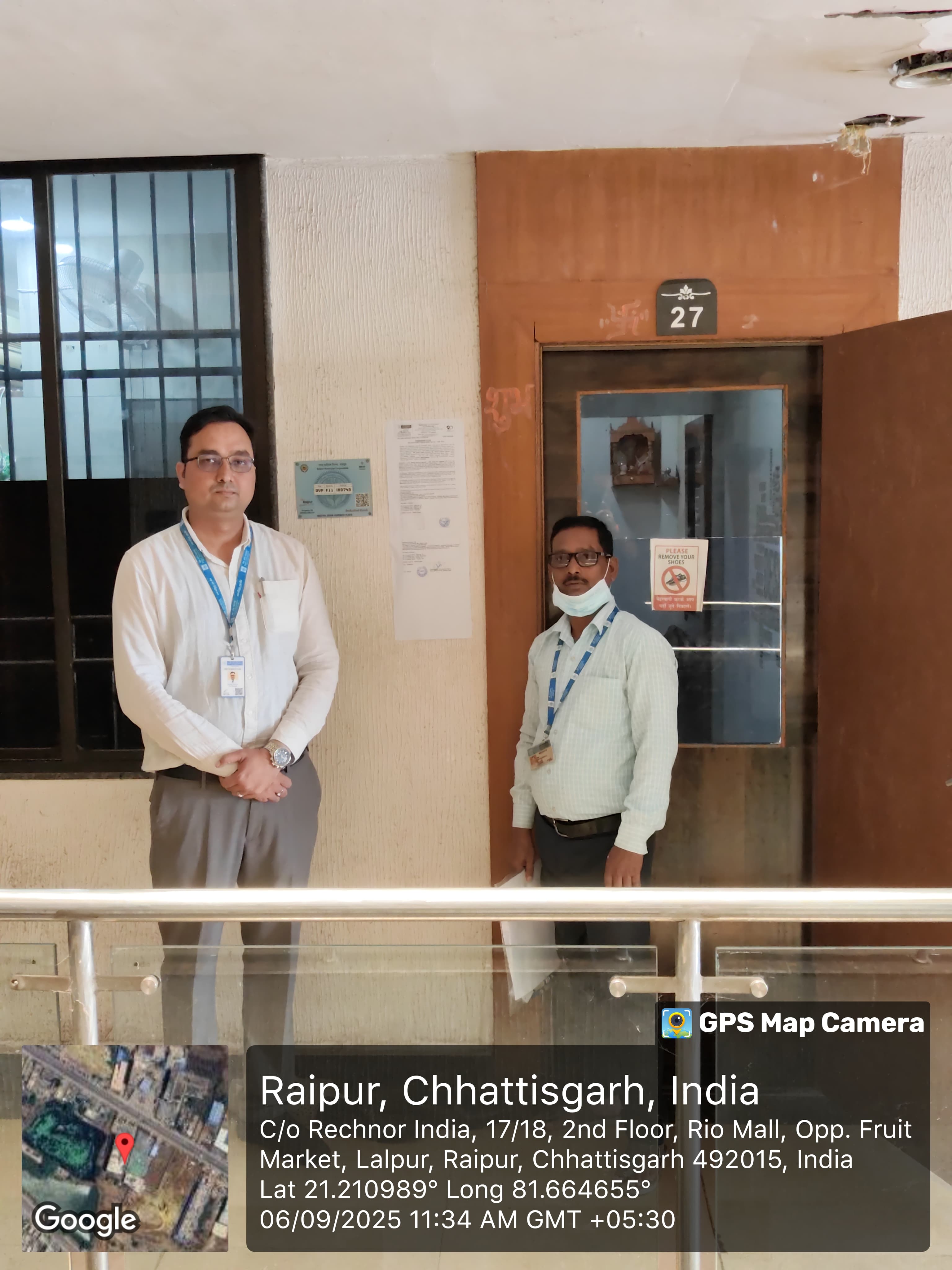 332 square feet Office for sale in Banarsi — photo 1