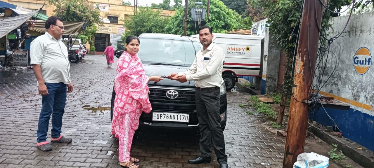 2024 Toyota Innova Crysta GX 7 Seater MUV 35964 km 2 years for sale in DIGGITAL Fatehgarh — photo 3